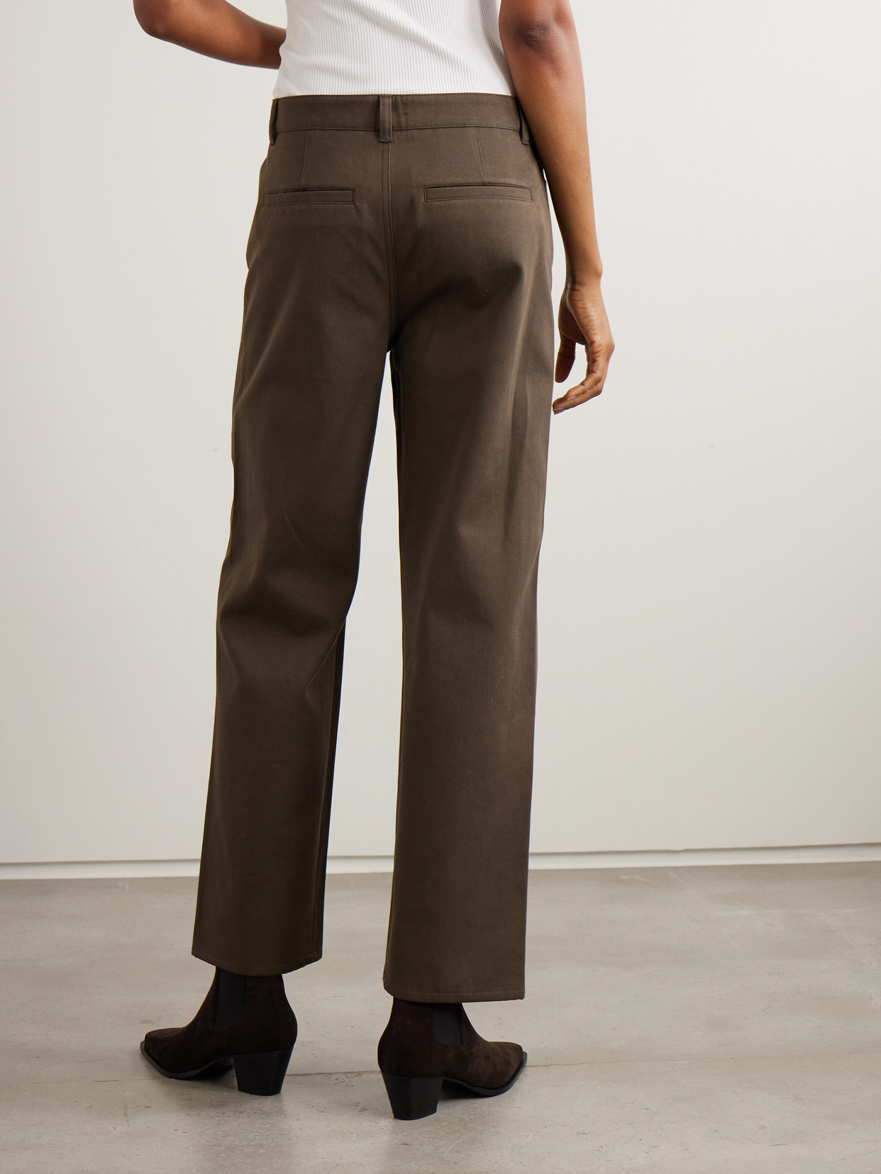 Twisted Cropped Mid-Rise Straight-Leg Organic Jeans
