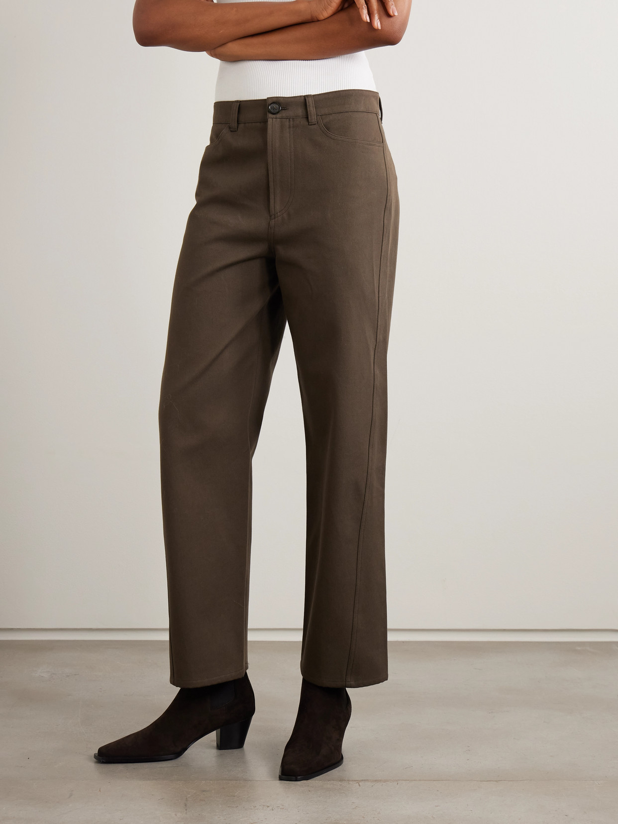 Twisted Cropped Mid-Rise Straight-Leg Organic Jeans