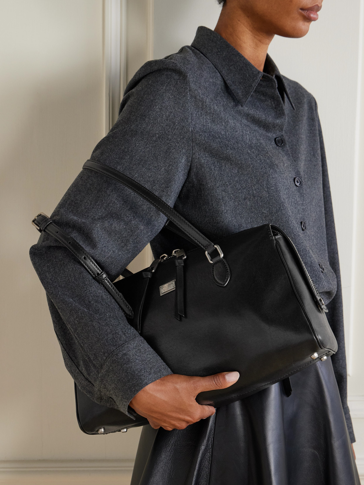 Dolce & Gabbana Calf Leather Shoulder Bag Vittoria Model In Black