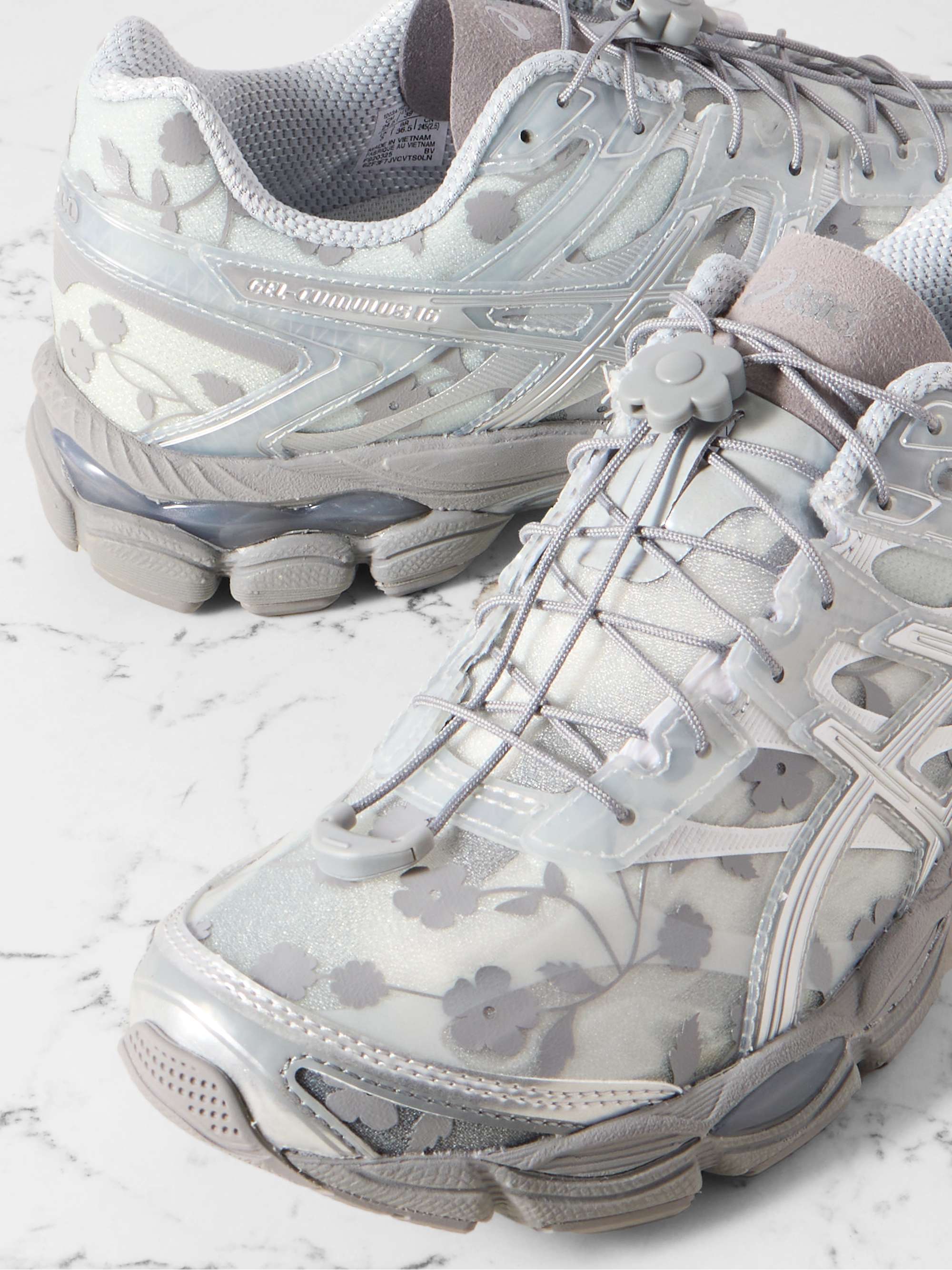 ASICS 