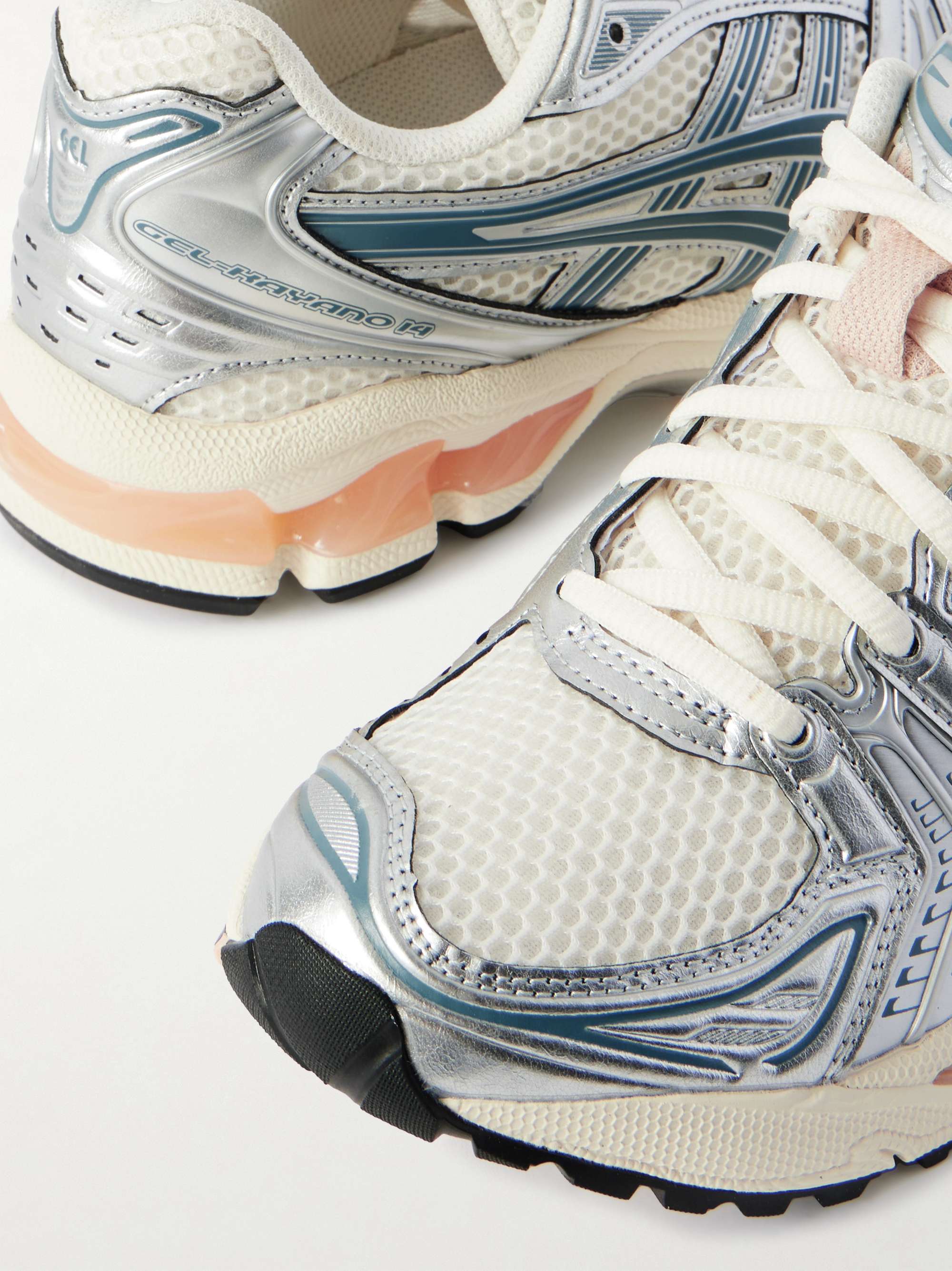 ASICS 