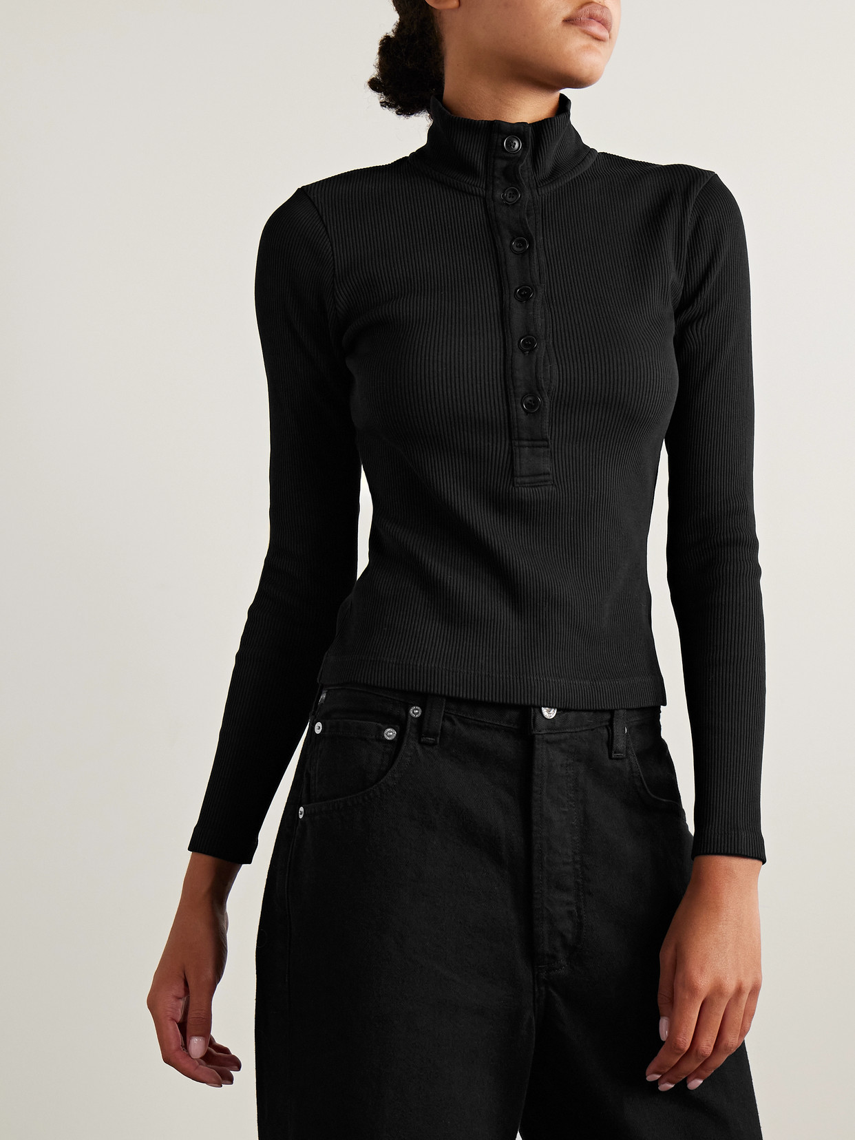 Citizen Of Humanity Sheena Ribbed Stretch-cotton And Lyocell-blend Henley Top In Black
