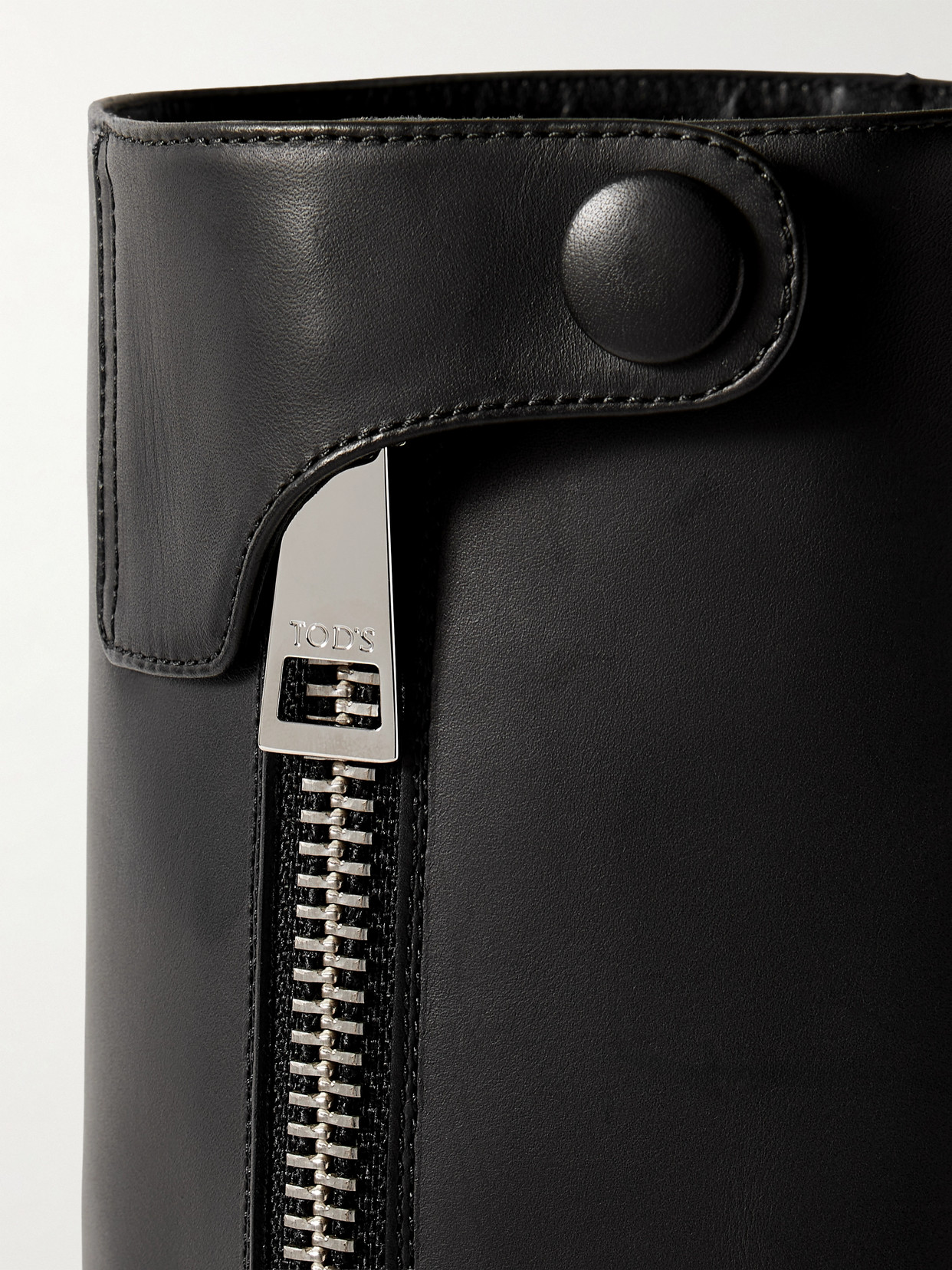 Tod's 90mm Button Zip Boots In Black