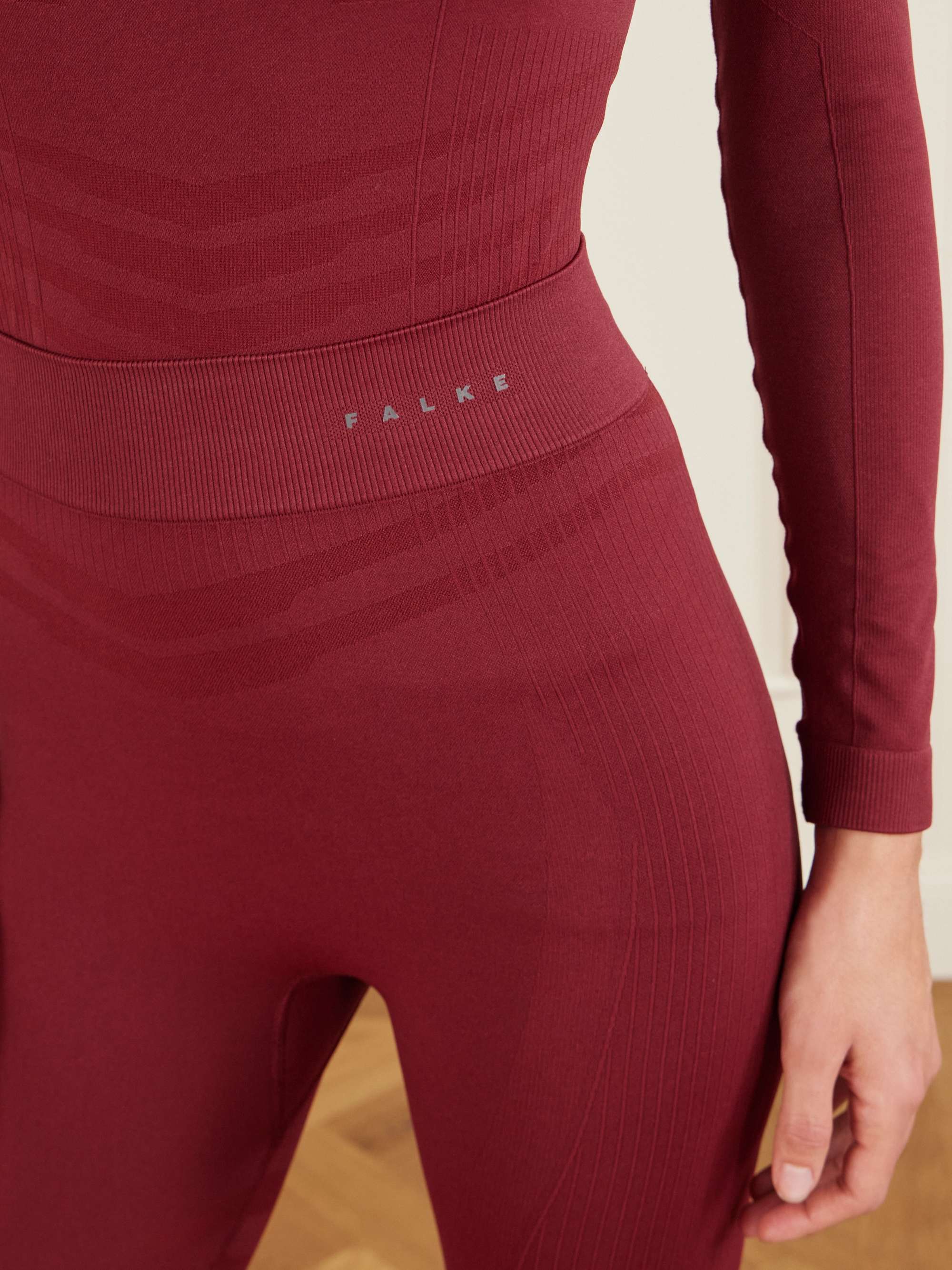 FALKE ERGONOMIC SPORT SYSTEM 