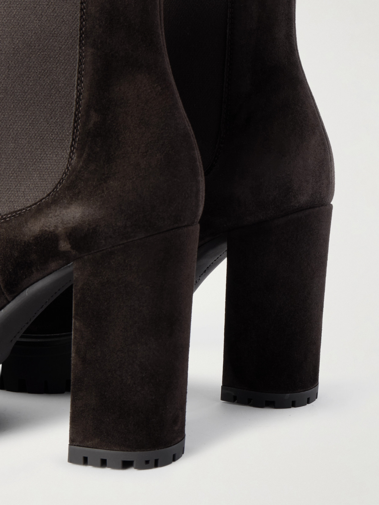 Gianvito Rossi 70 Suede Chelsea Boots In Brown