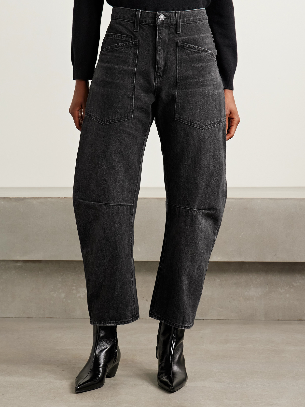 Nili Lotan Shon Mid-rise Barrel-leg Jeans In Black