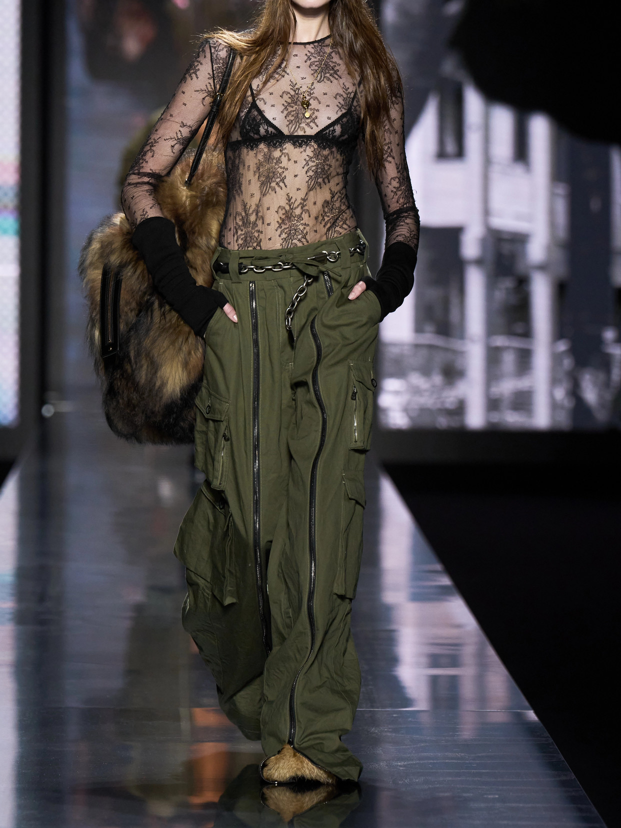 Dolce & Gabbana Lace Body In Black