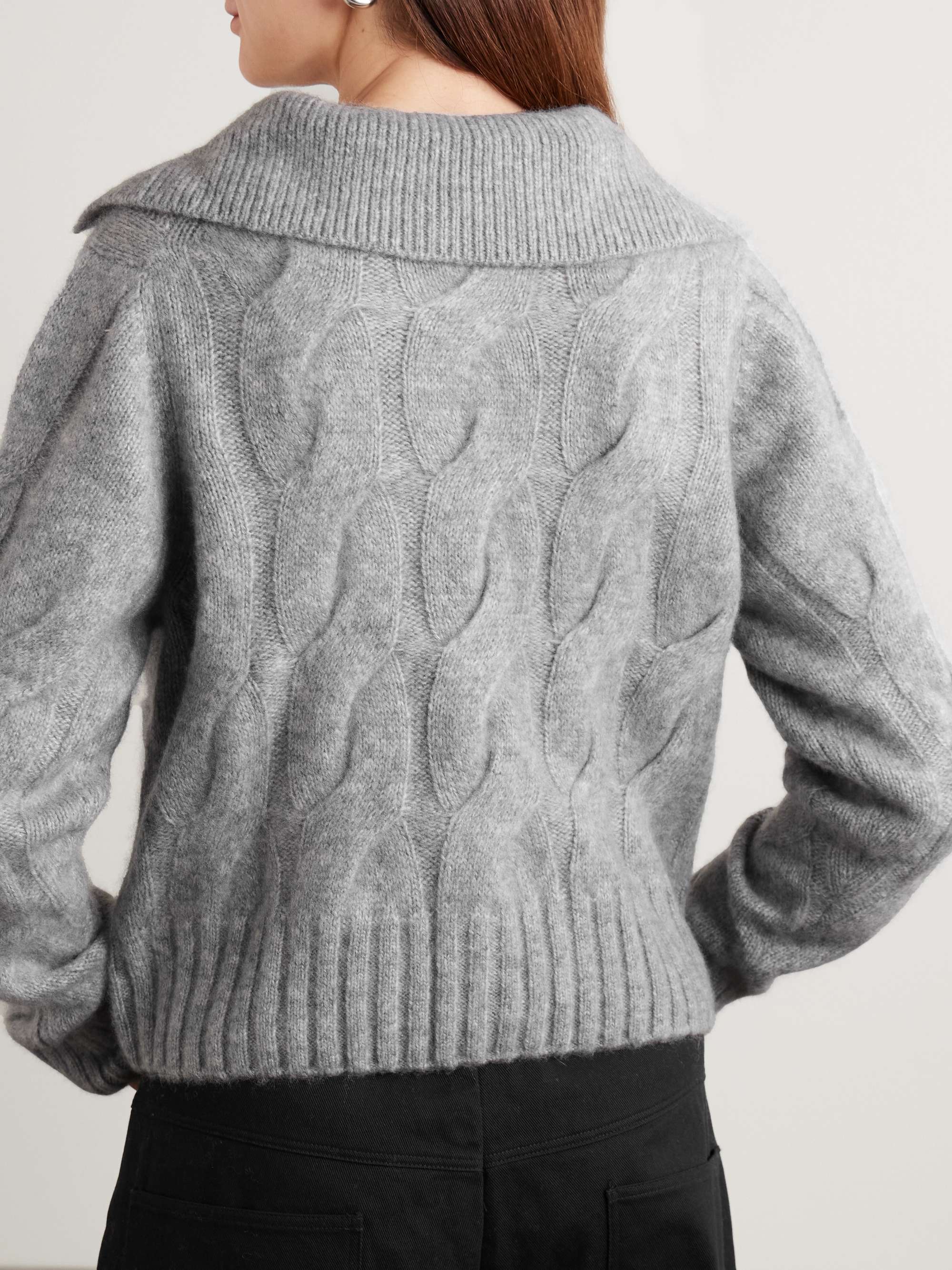 ALLUDE 