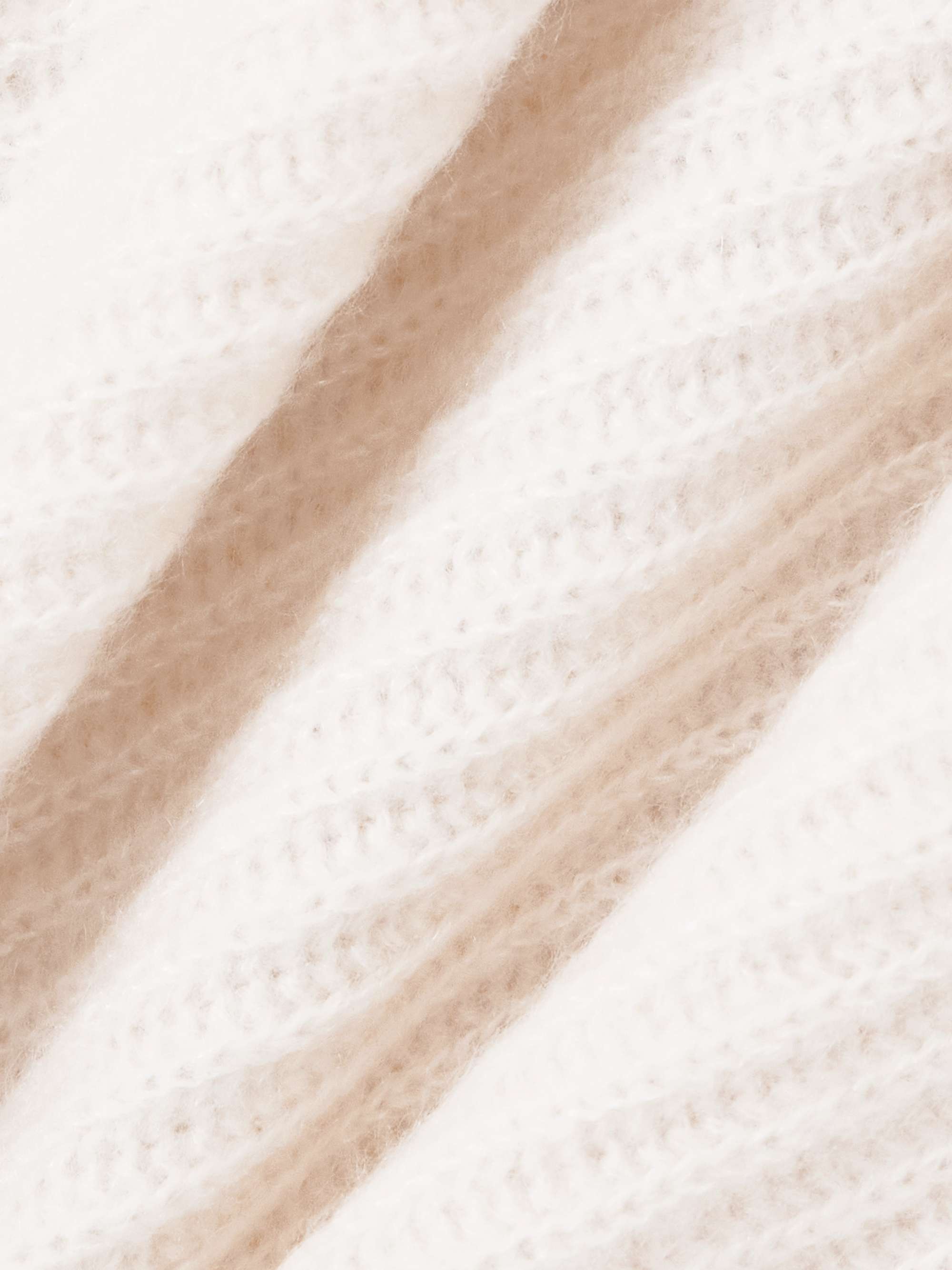 ALLUDE 