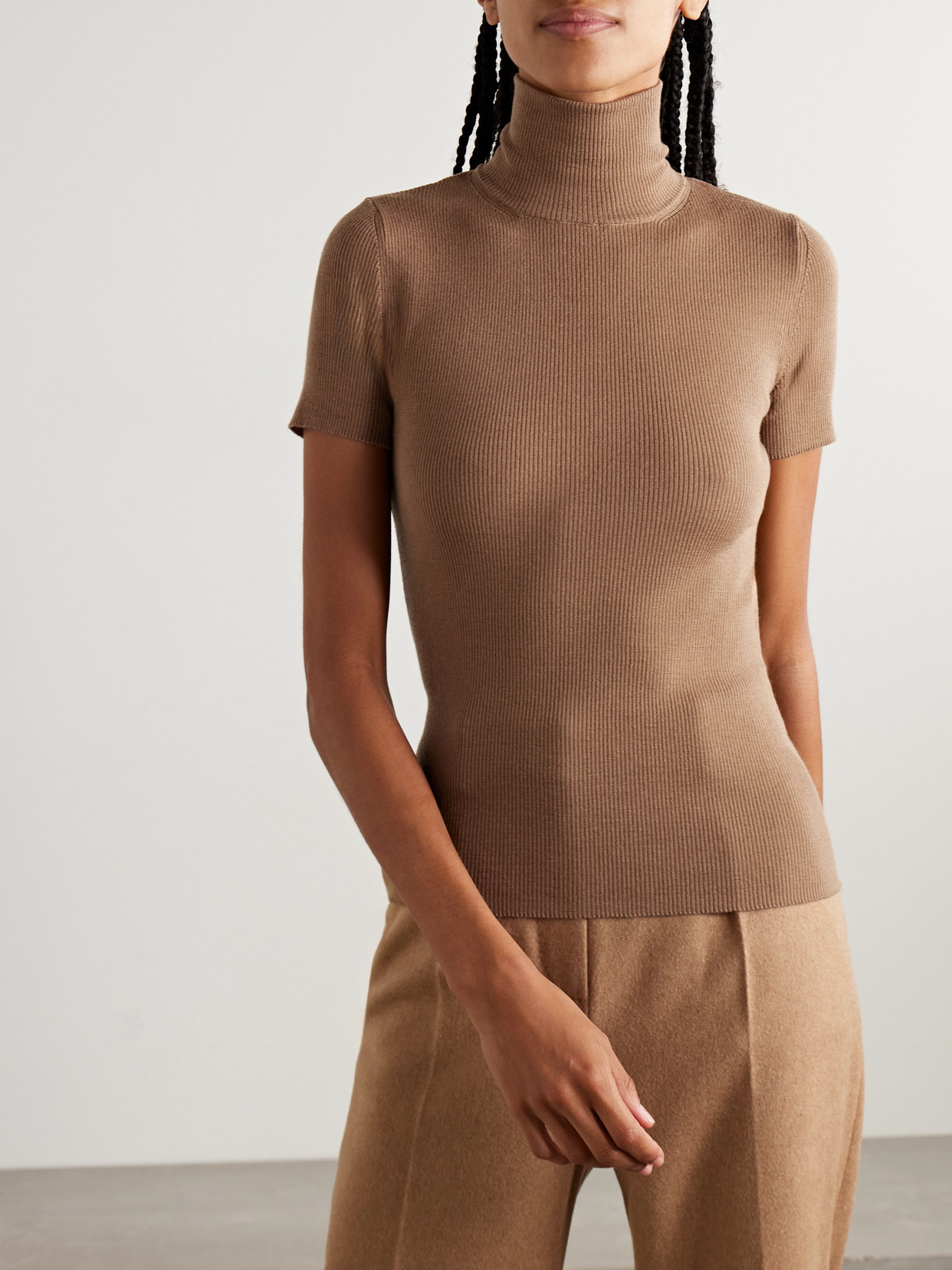 Max Mara Ribbed Wool Turtleneck Sweater In Brown