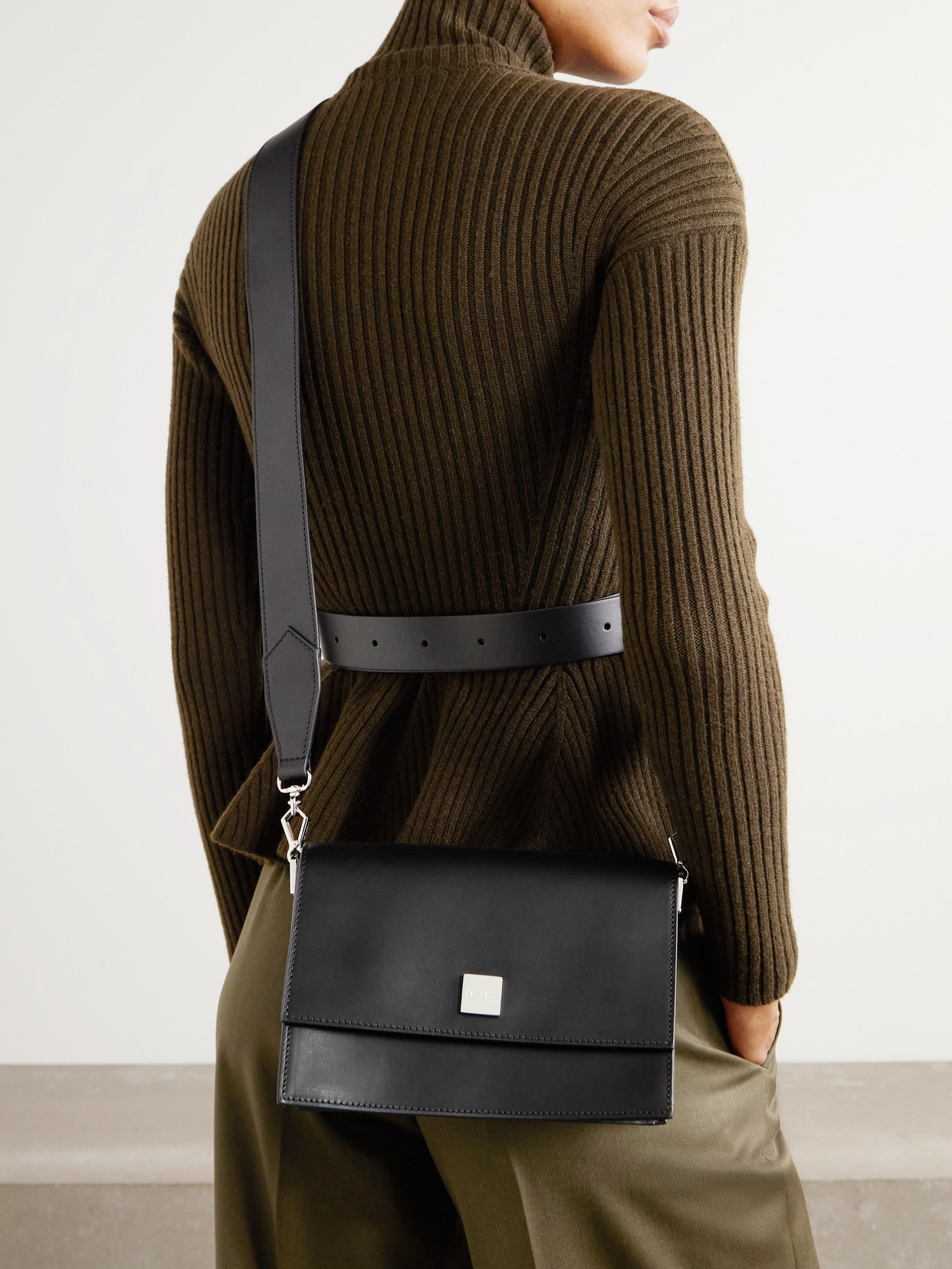 Max Mara Biancaroughs Leather Shoulder Bag In Black