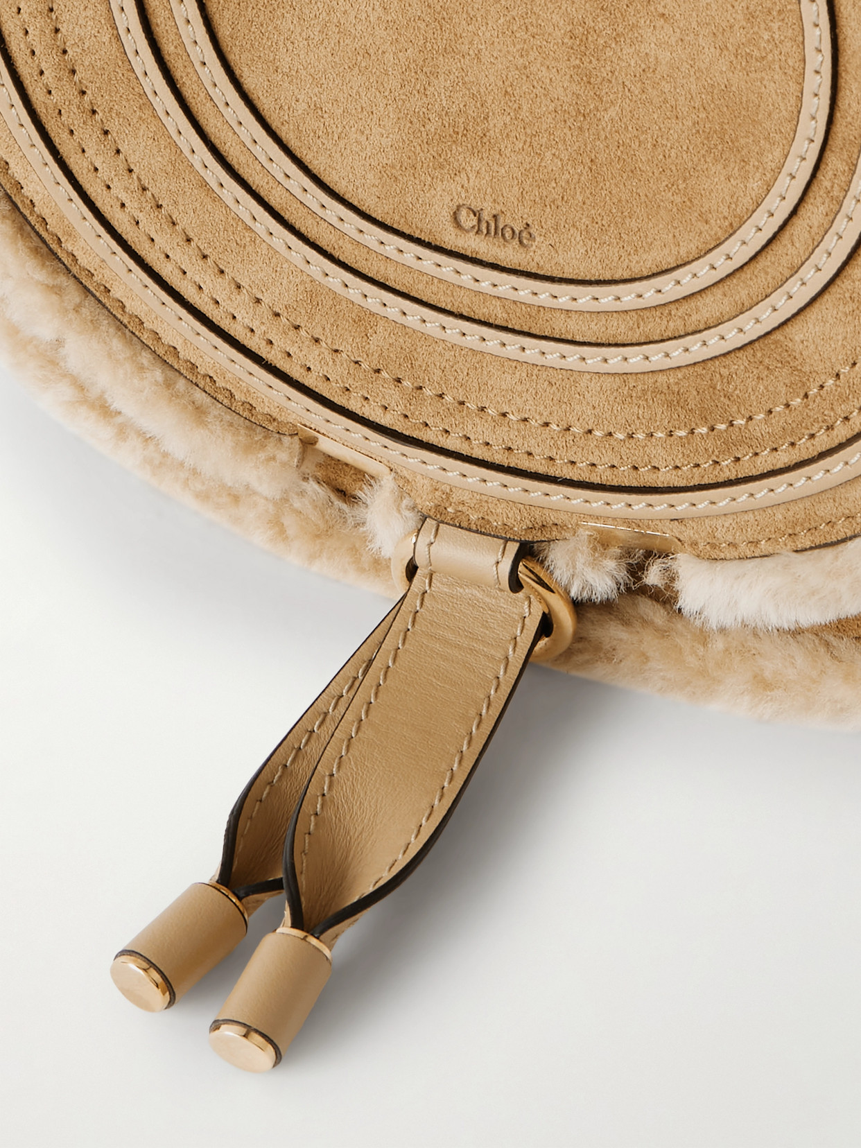 Chloé Marcie Shearling And Leather-trimmed Suede Shoulder Bag In Neutral
