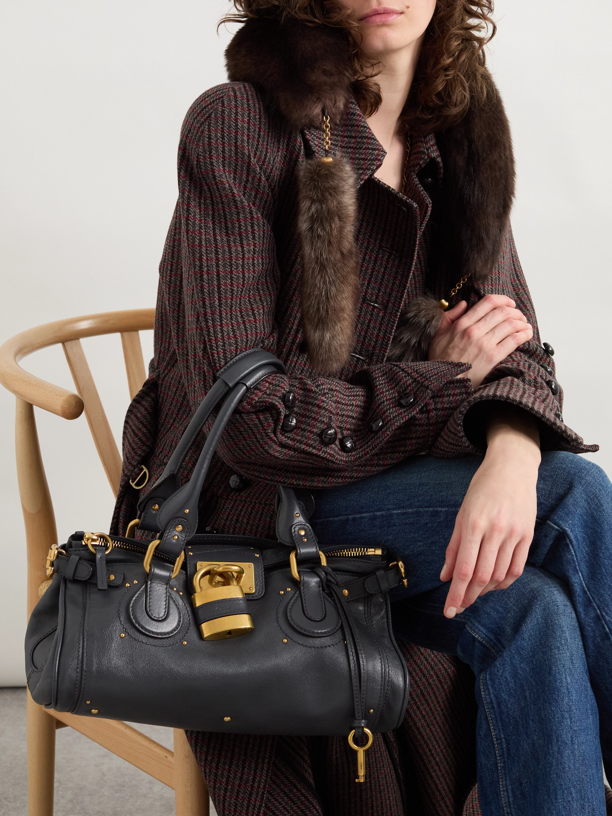 Chloé Structured Shoulder Bag With Padlock And Studs In Black