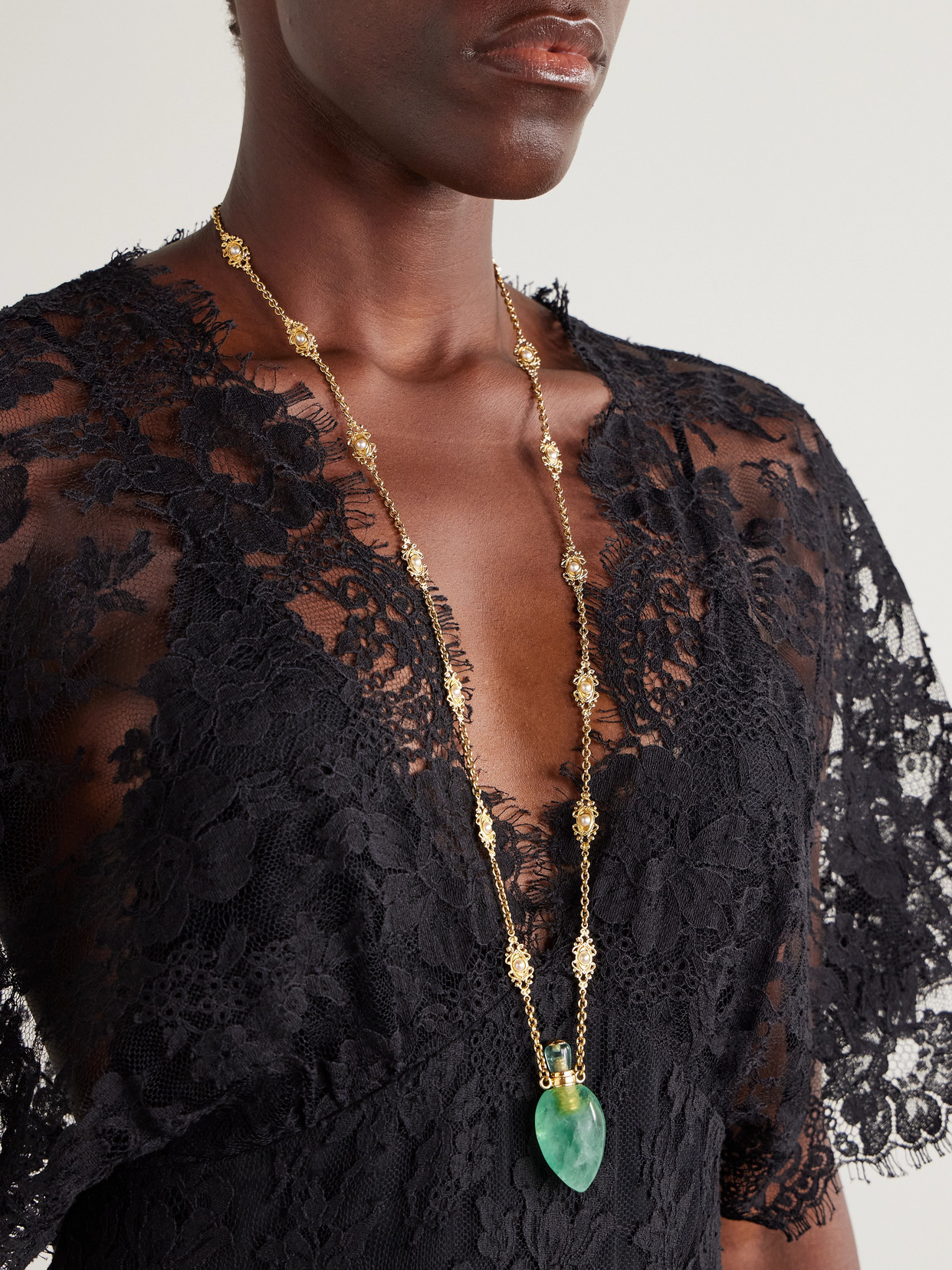 Chloé Gold Metal Necklace Featuring Gemstone Pendant In Gold