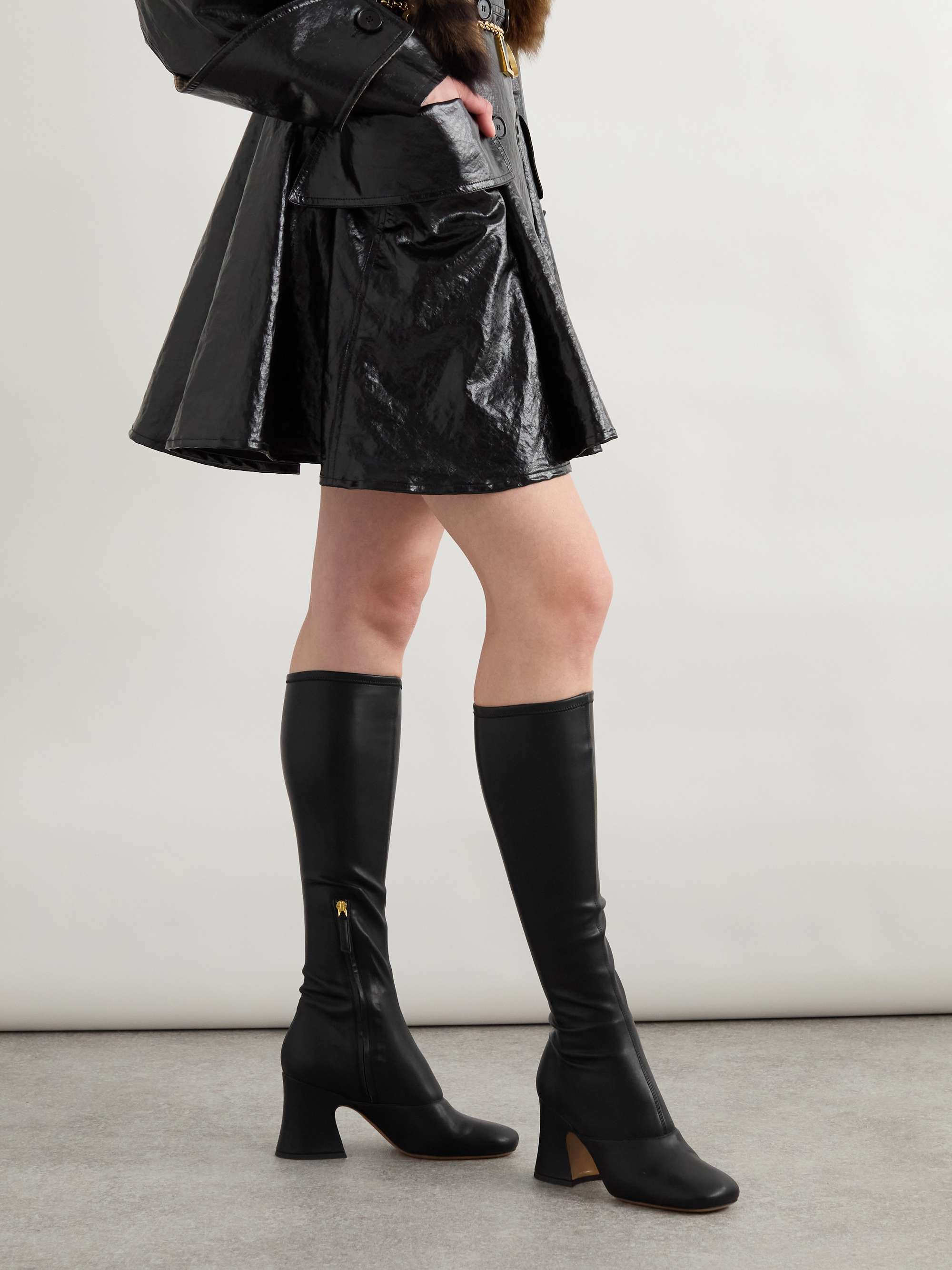 OBL T-2305 黒 レザー ニーハイブーツ CHLOÉ Janis レザー ニーハイブーツ | NET-A-PORTER
