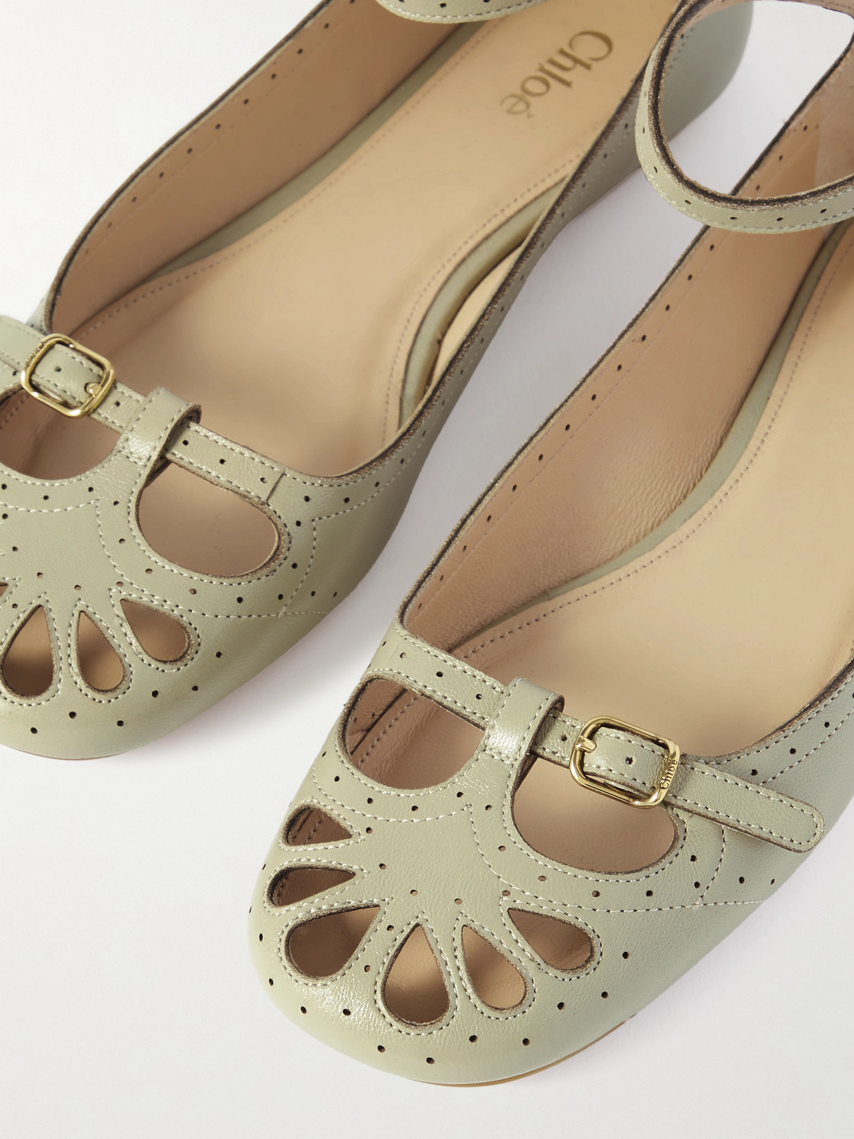 Chloé Misty Laser-cut Leather Ballet Flats In Green