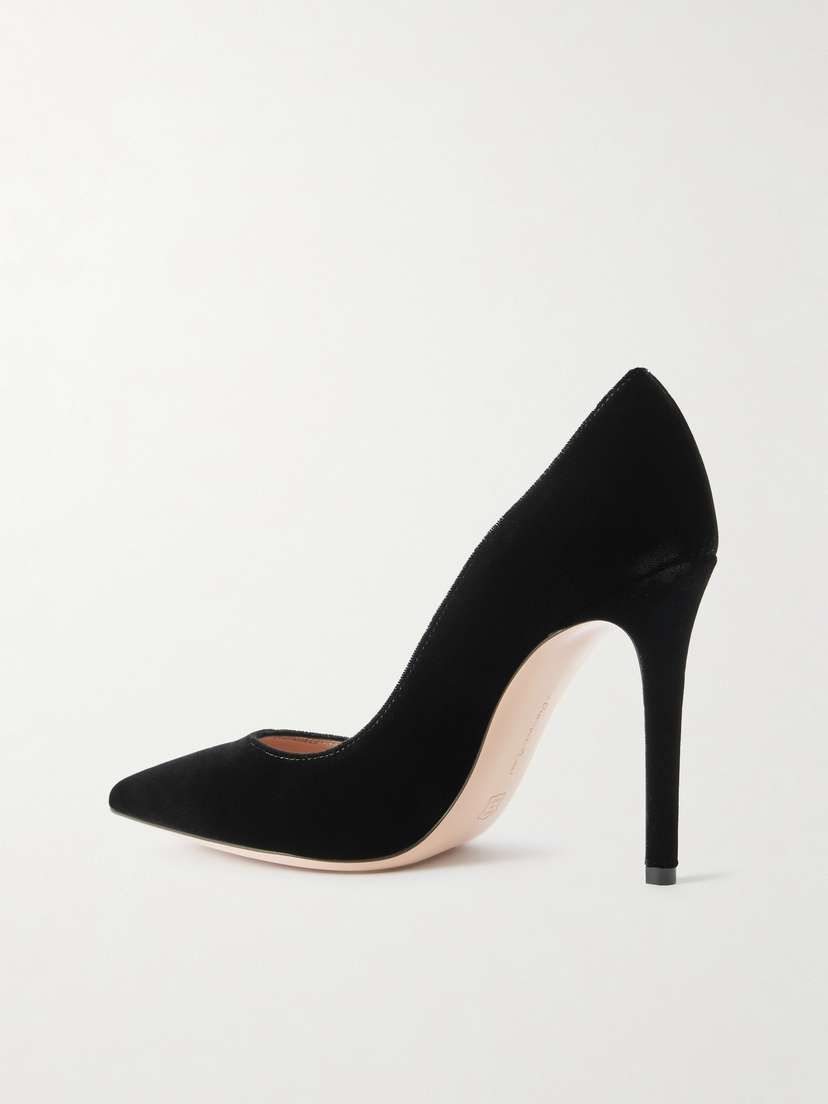 Gianvito Rossi Gianvito 105 Velvet Pumps - side view in Black