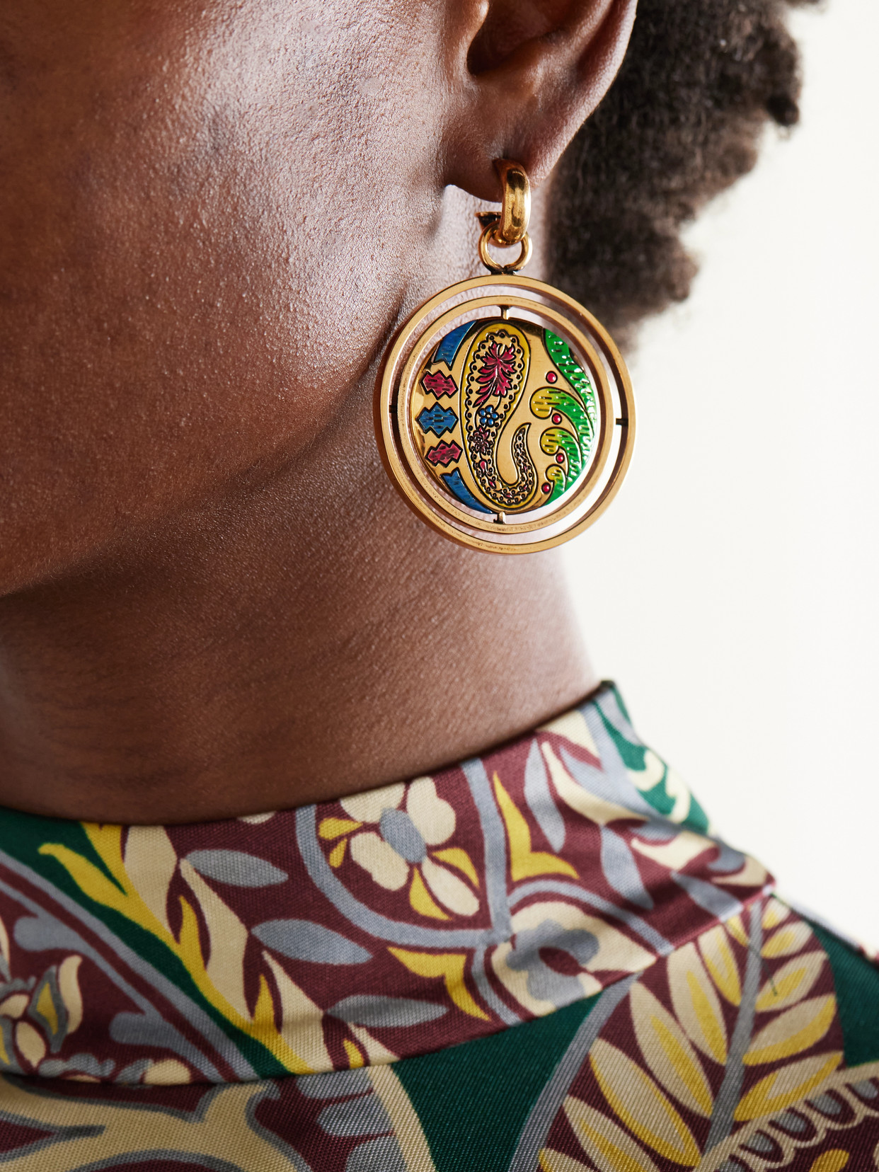 Etro Gold-tone And Enamel Earrings In Metallic