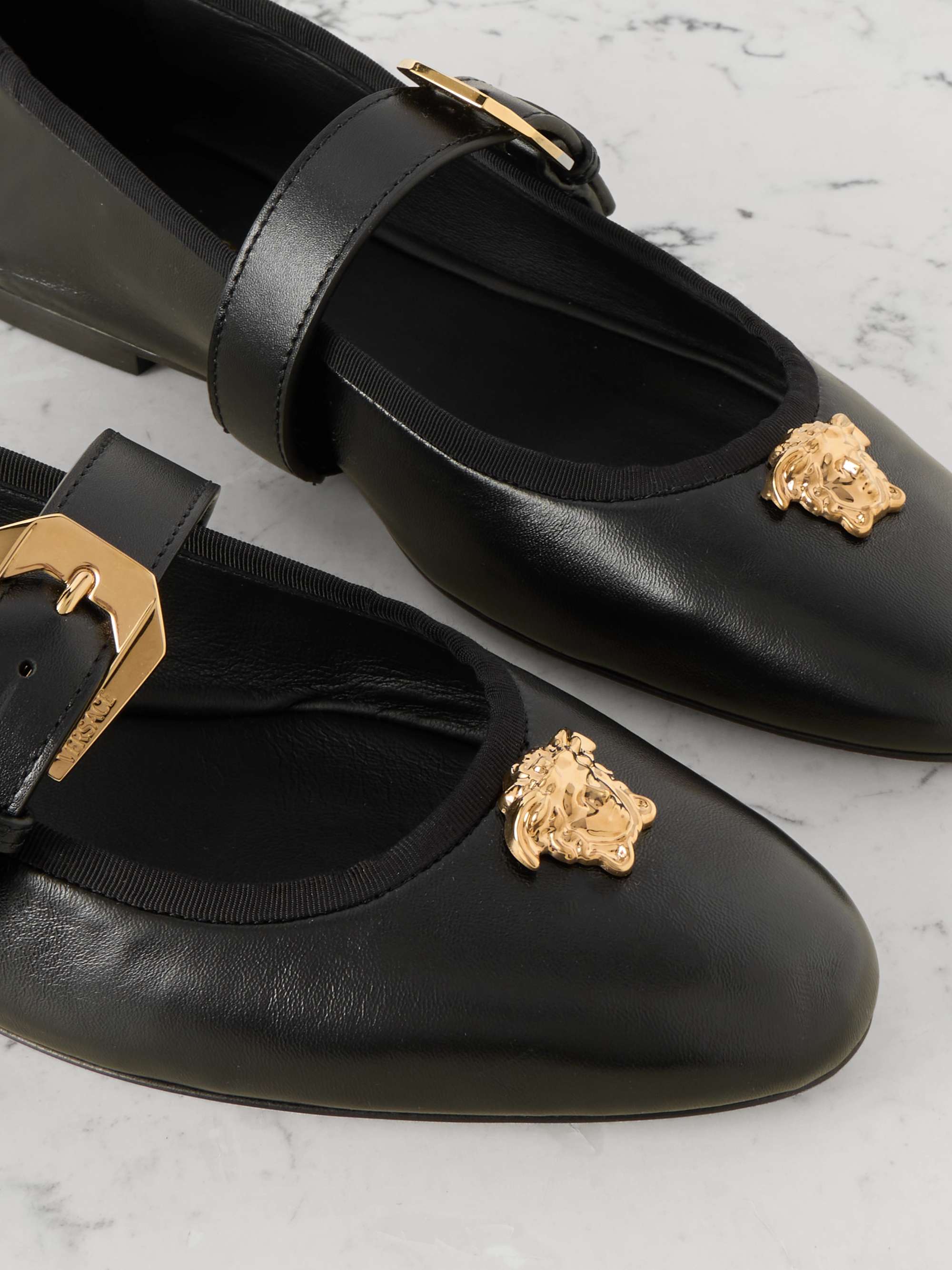 VERSACE 