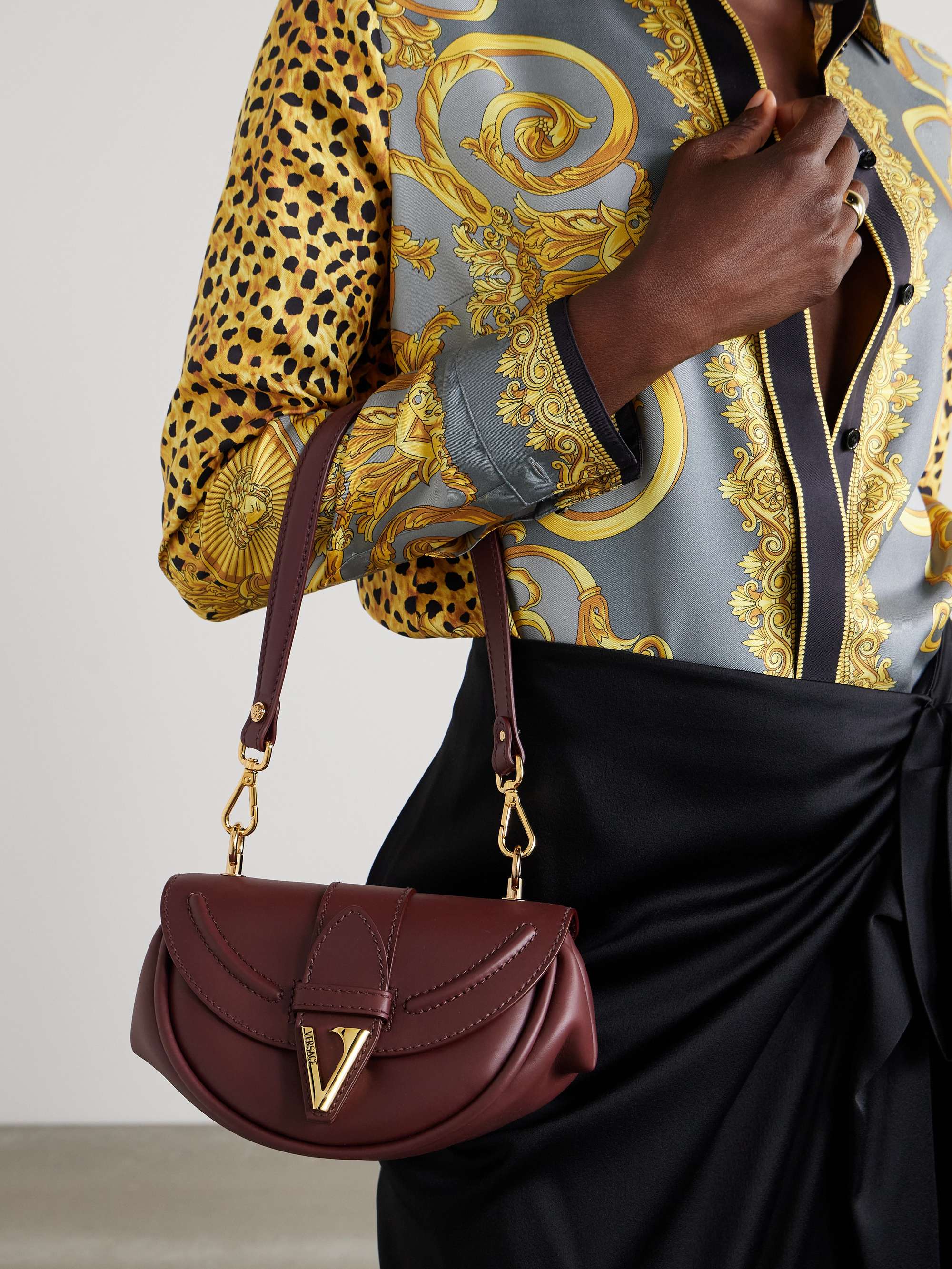 VERSACE 