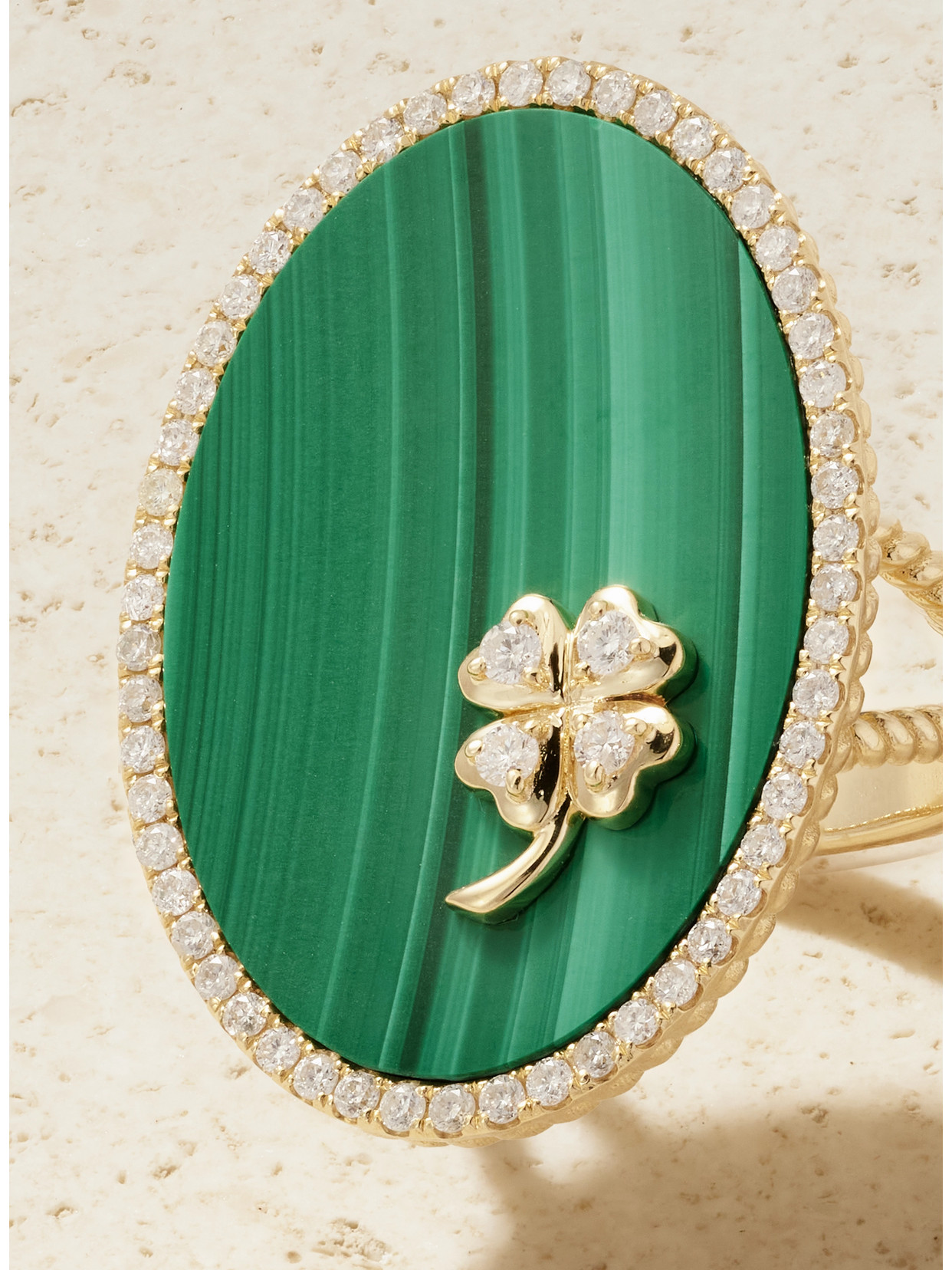 Yvonne Léon Médaillon Trèfle 9-karat Gold, Malachite And Diamond Ring In Green