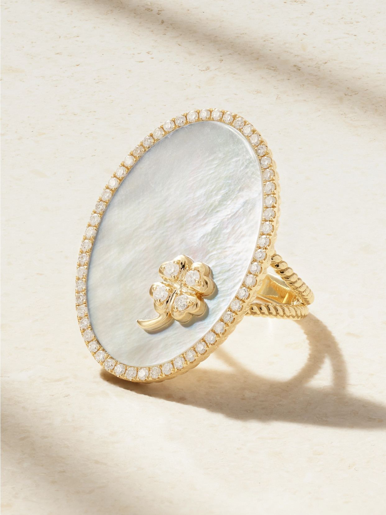 Yvonne Léon - Médaillon Trèfle 9-karat Gold, Mother-of-pearl And Diamond Ring - White