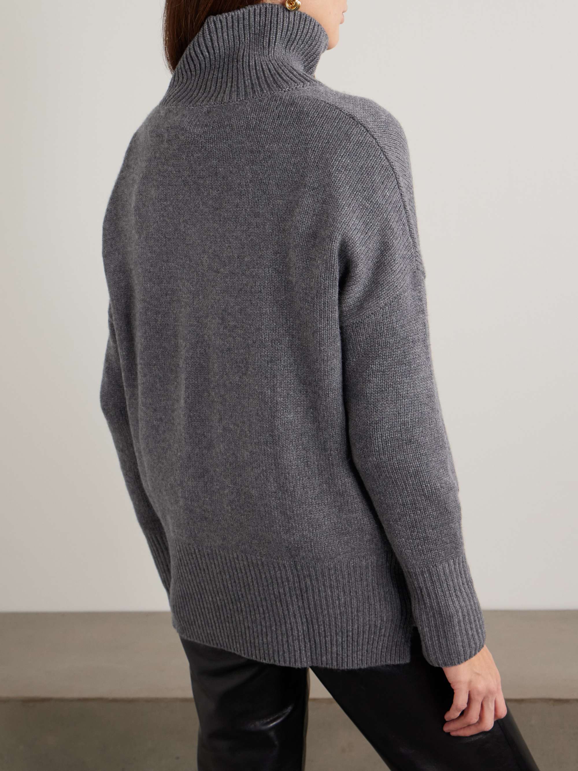 LISA YANG Heidi cashmere turtleneck sweater