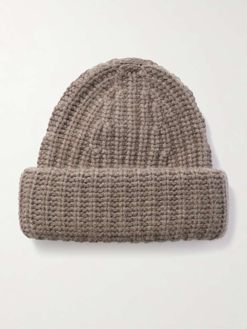 Lisa Yang Beatris Ribbed Cashmere Beanie