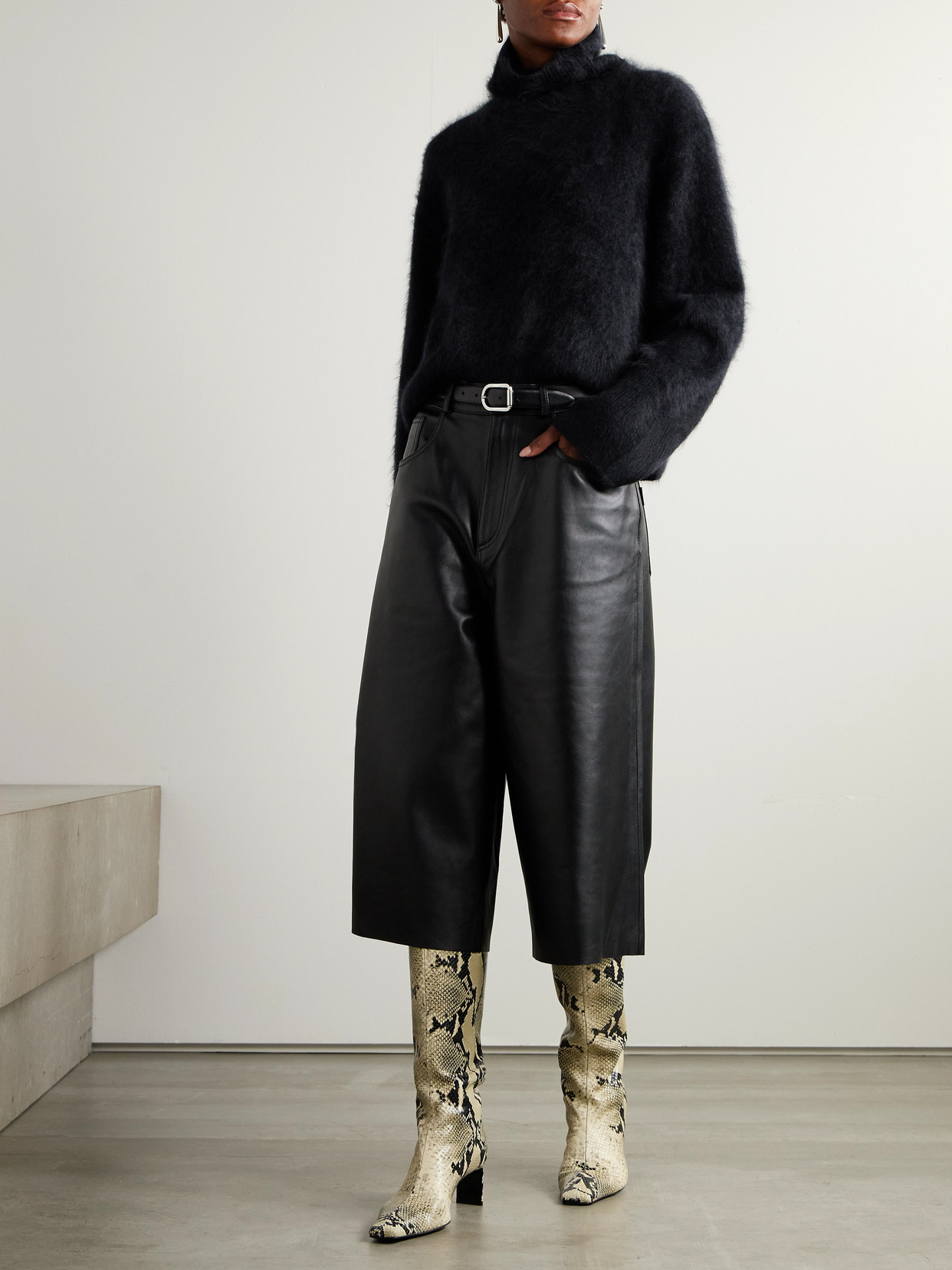 Floren Brushed-Cashmere Turtleneck Sweater