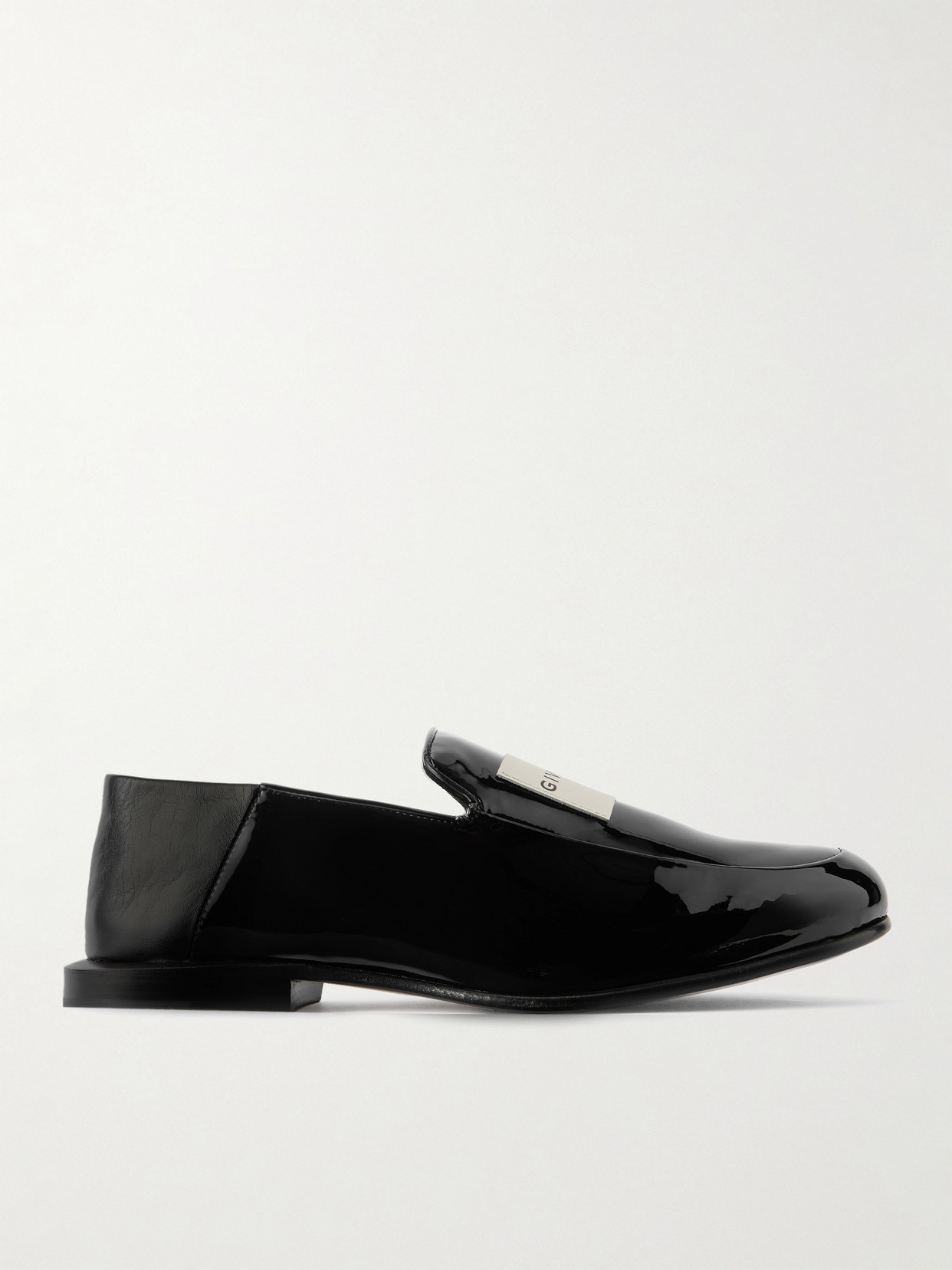 Givenchy Label Loafers In Patent Leather In Black