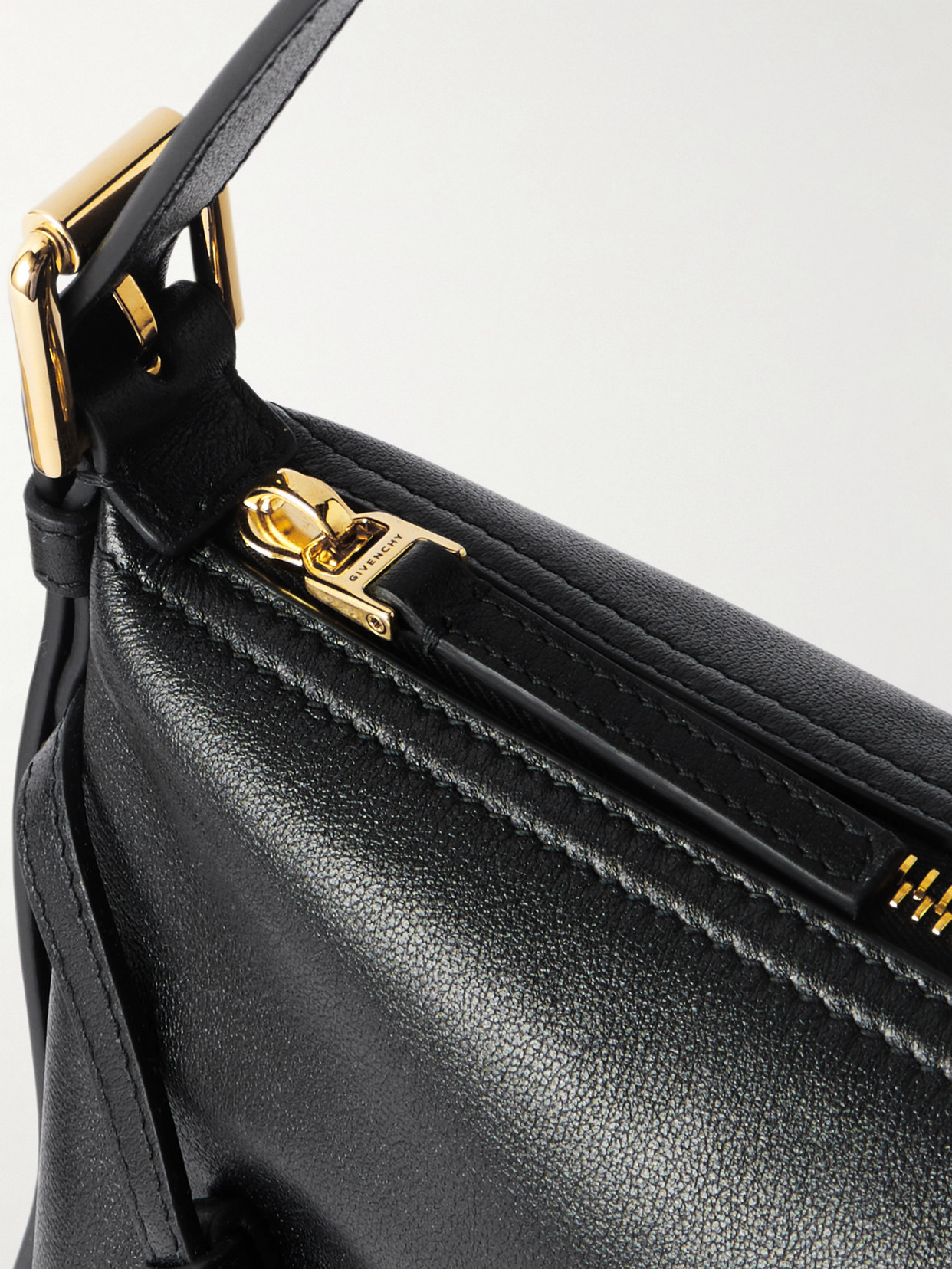 Givenchy Hammered Leather Shoulder Bag With Logo On The Front And Metal Details In Black