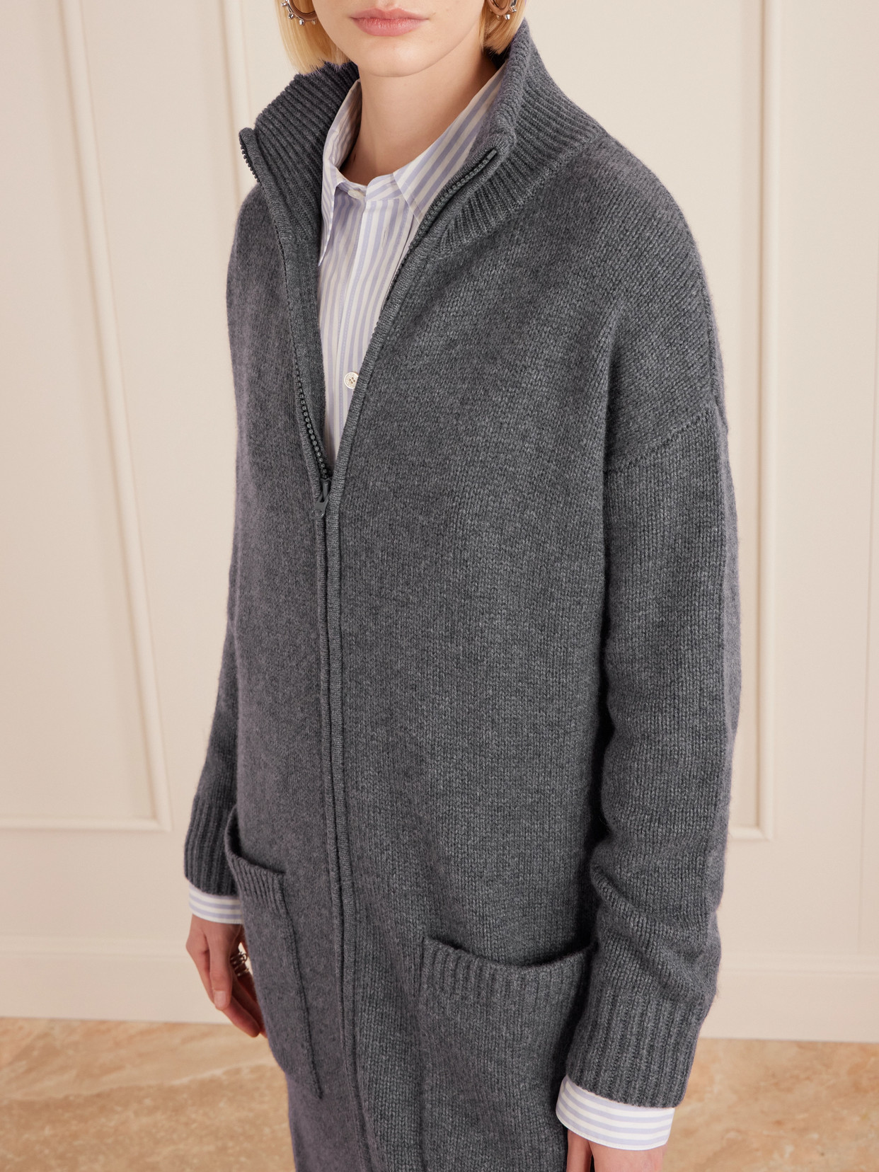 Lisa Yang Cloverie Cashmere Cardigan In Gray