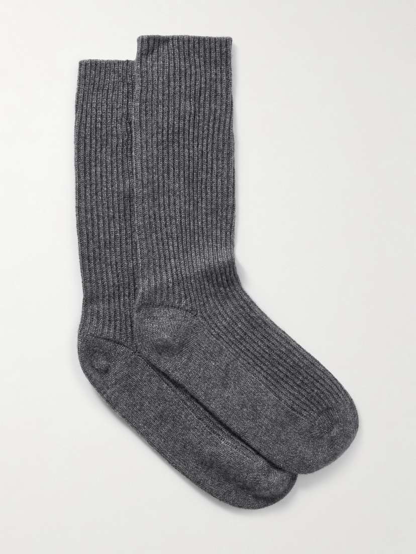 Lisa Yang Zera Ribbed Cashmere Socks