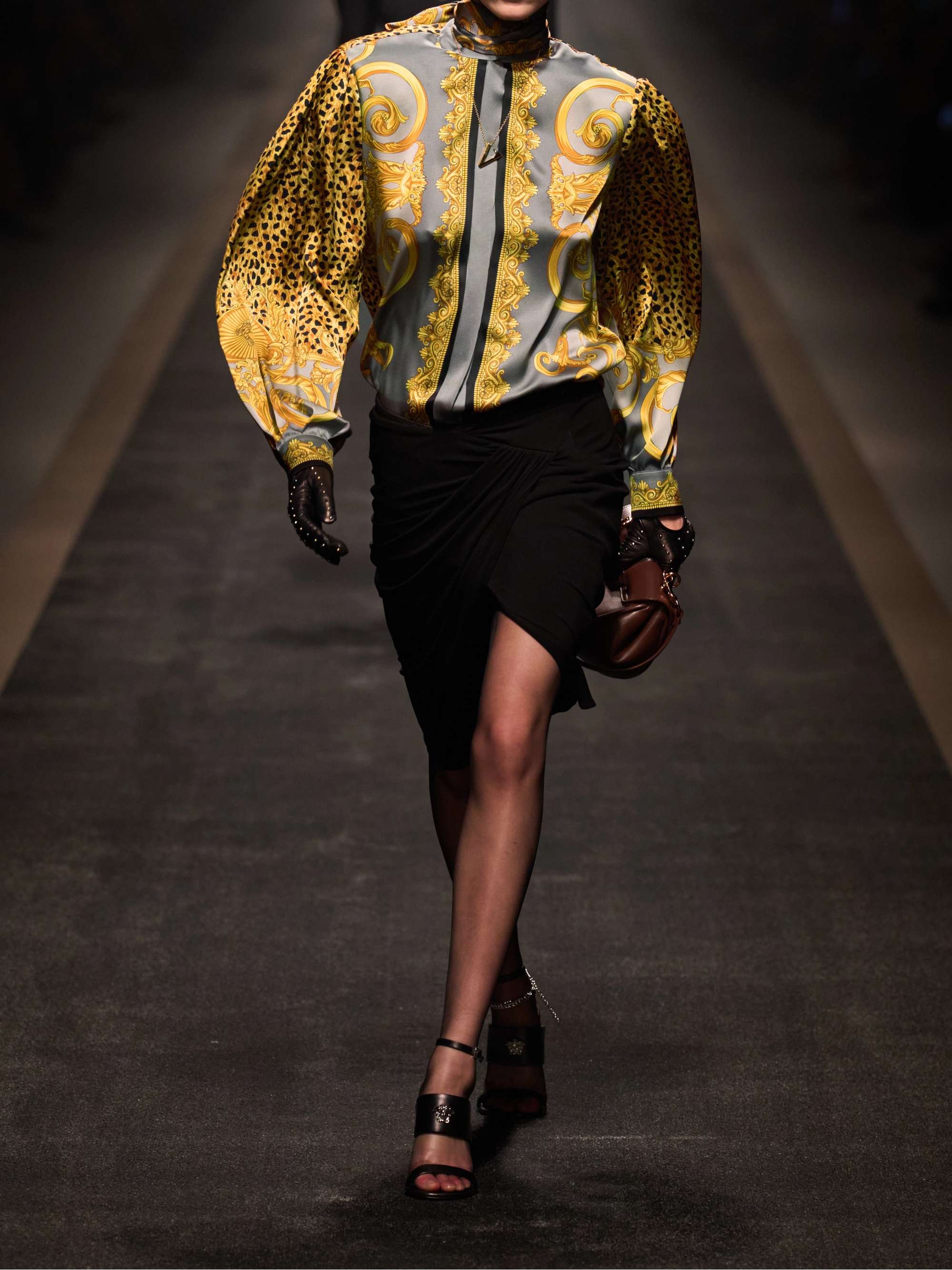 VERSACE 