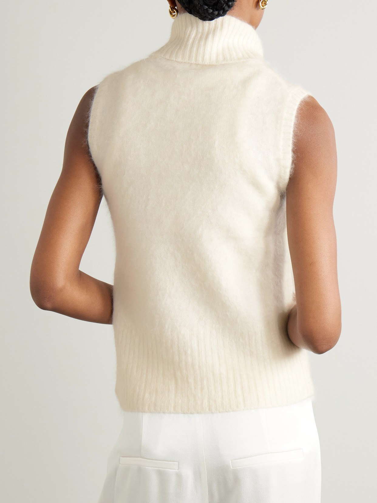 Veronica Beard Mazzy Brushed-cashmere Turtleneck Tank In White