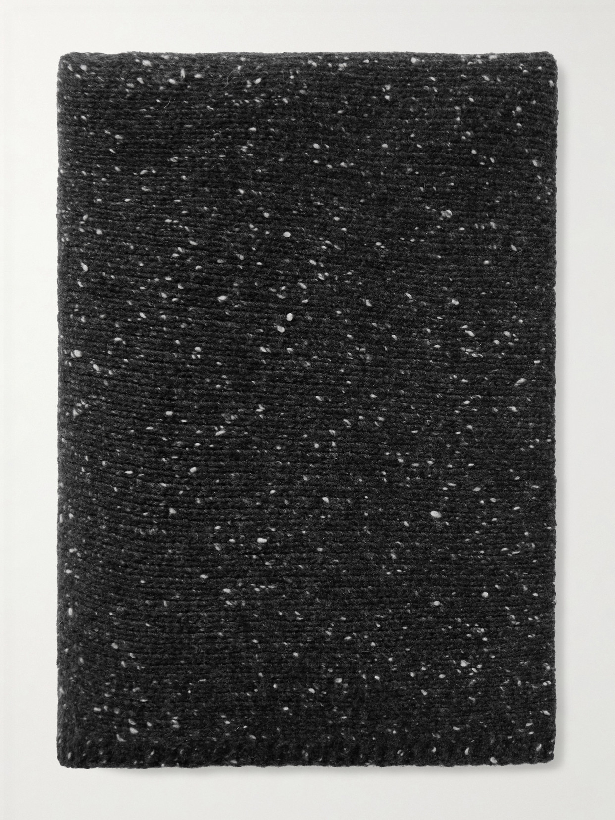 The Row Mantia Cashmere Scarf In Gray