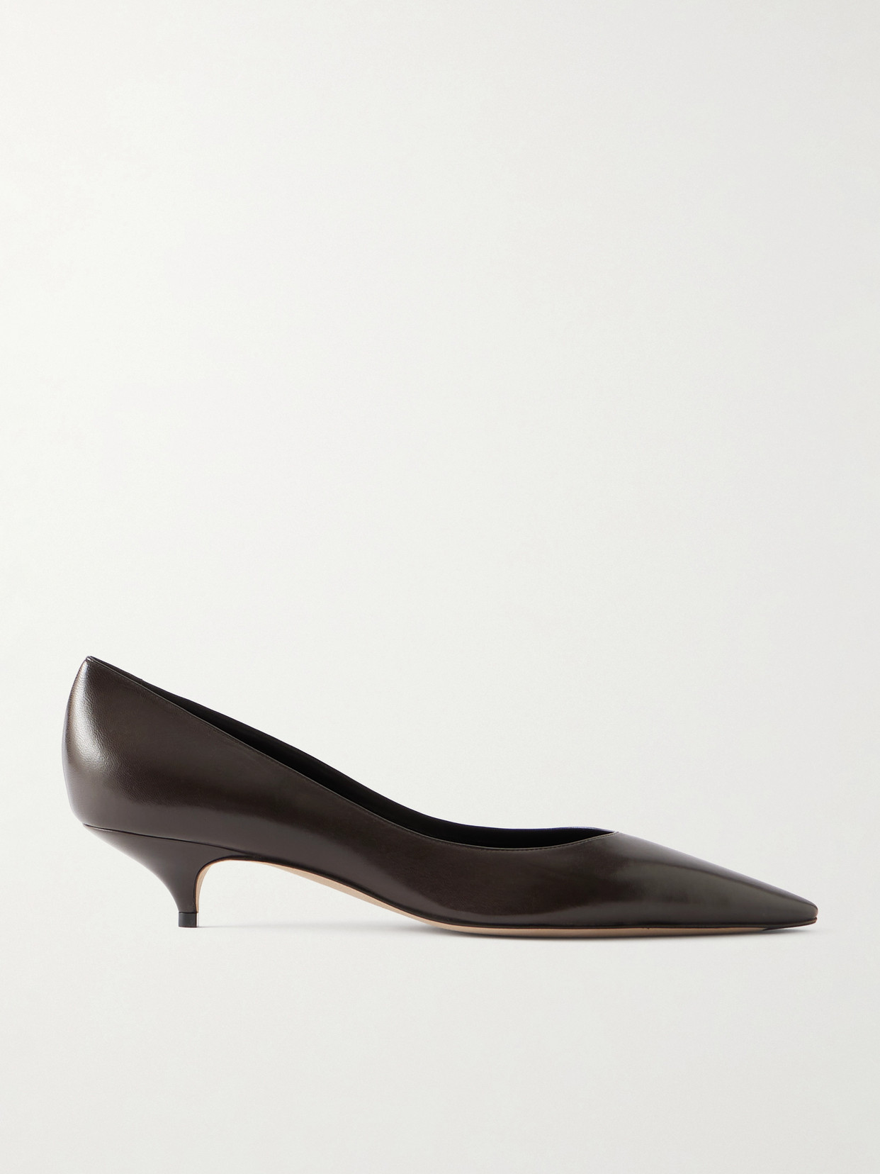 The Row Liisa Leather Pumps In Brown