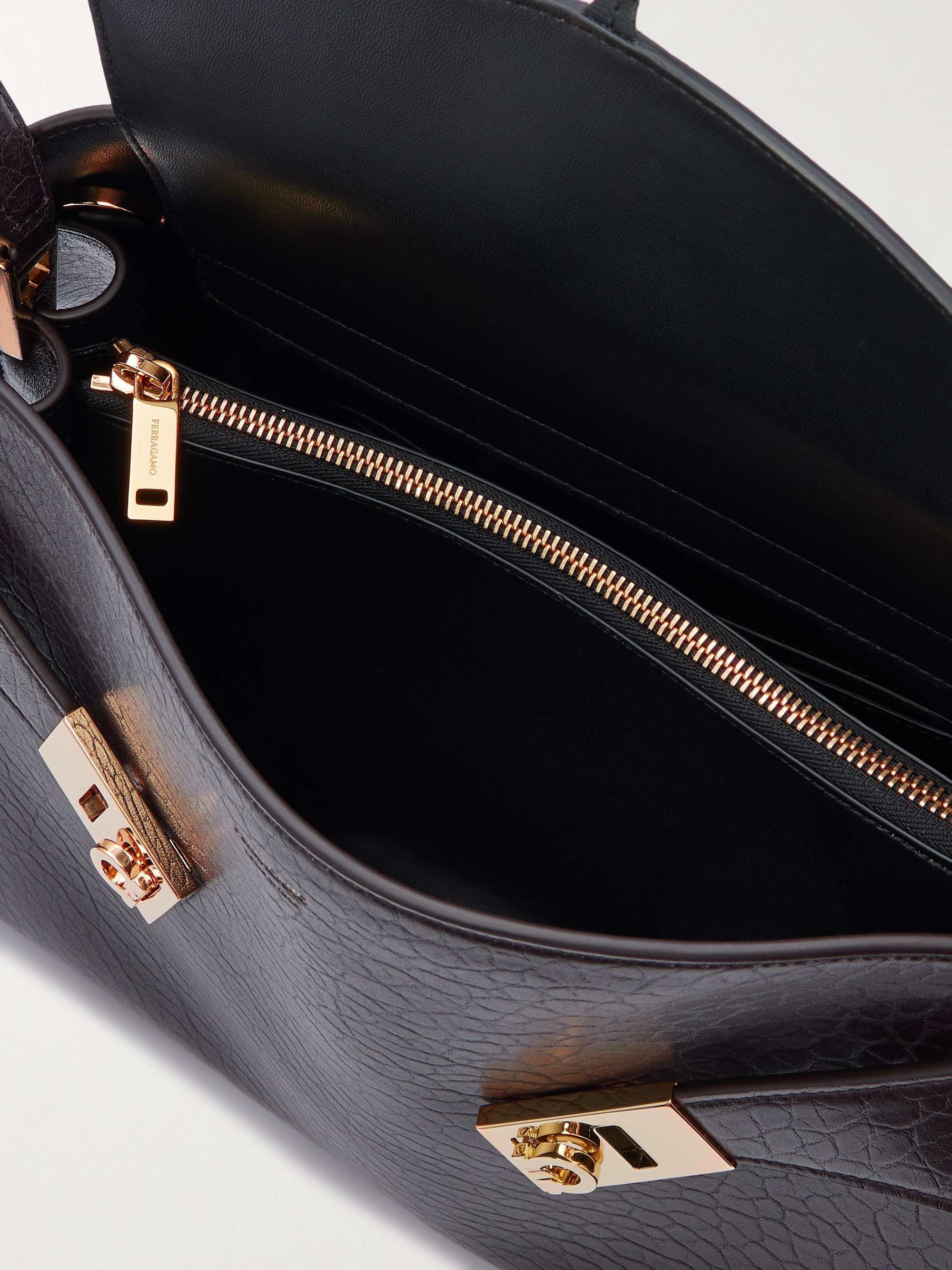 FERRAGAMO 