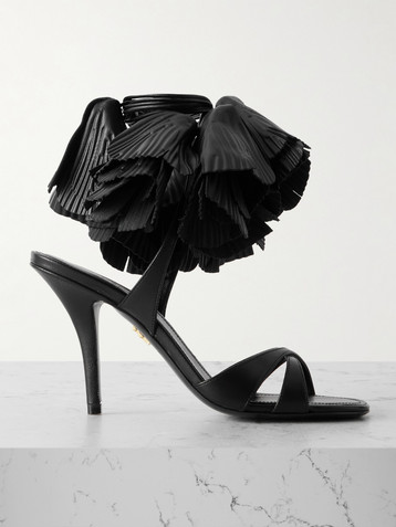 Ferragamo Estrella ruffled leather sandals