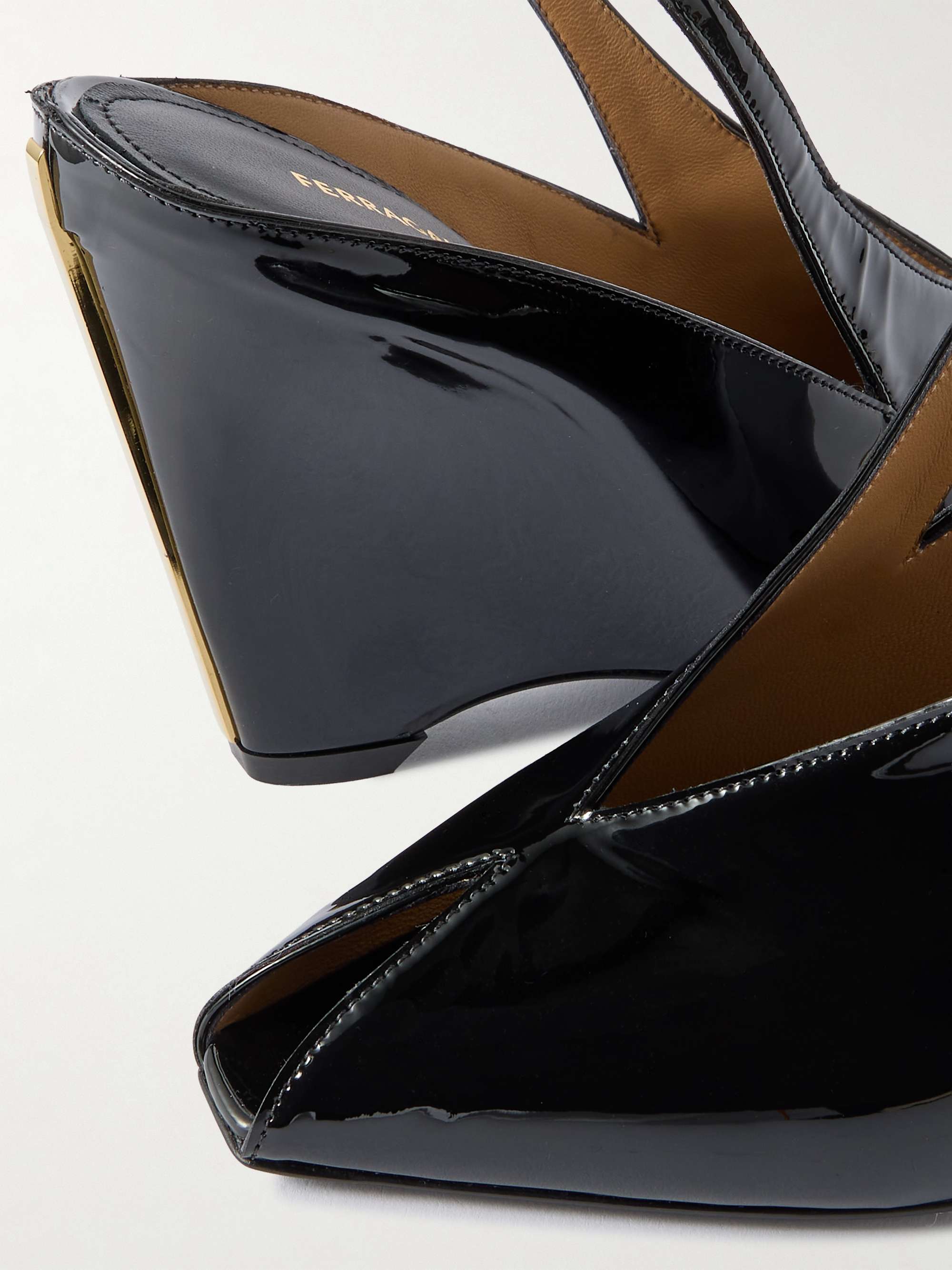 FERRAGAMO 