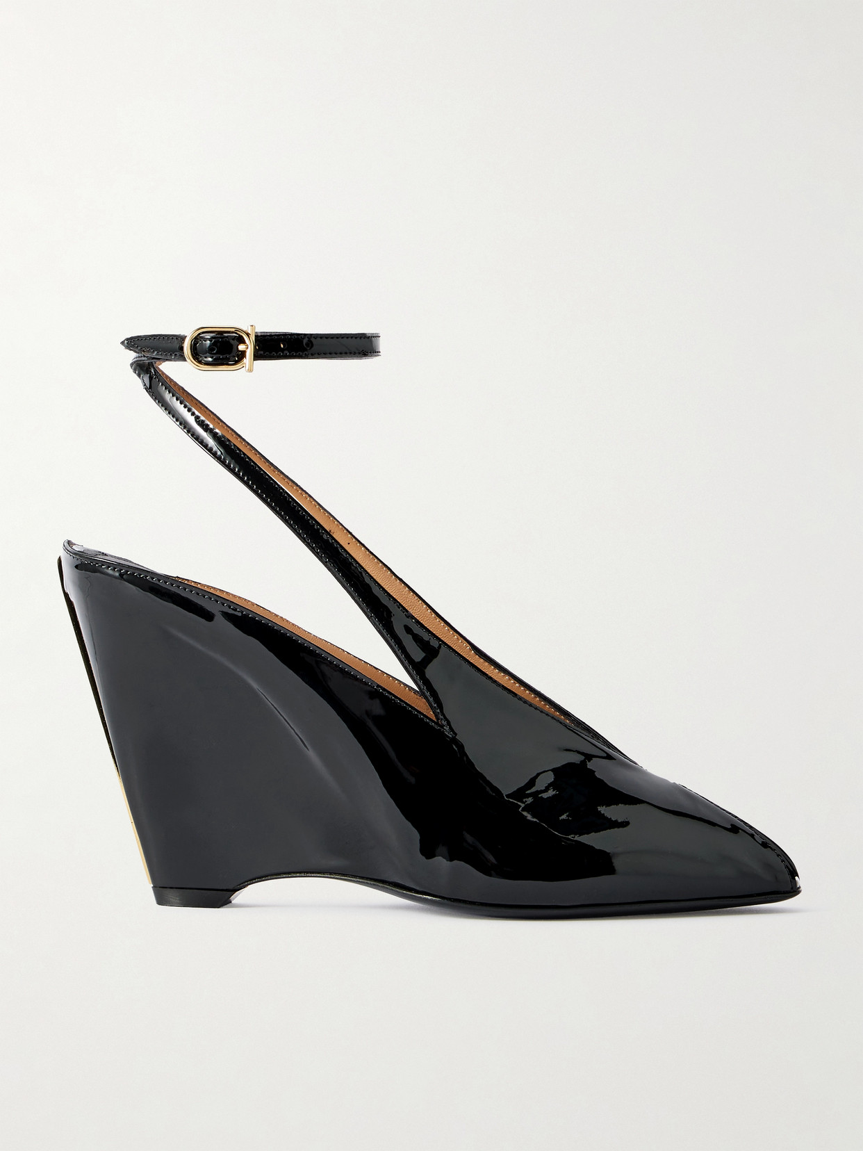 Ferragamo Arcadia Patent-leather Pumps In Black