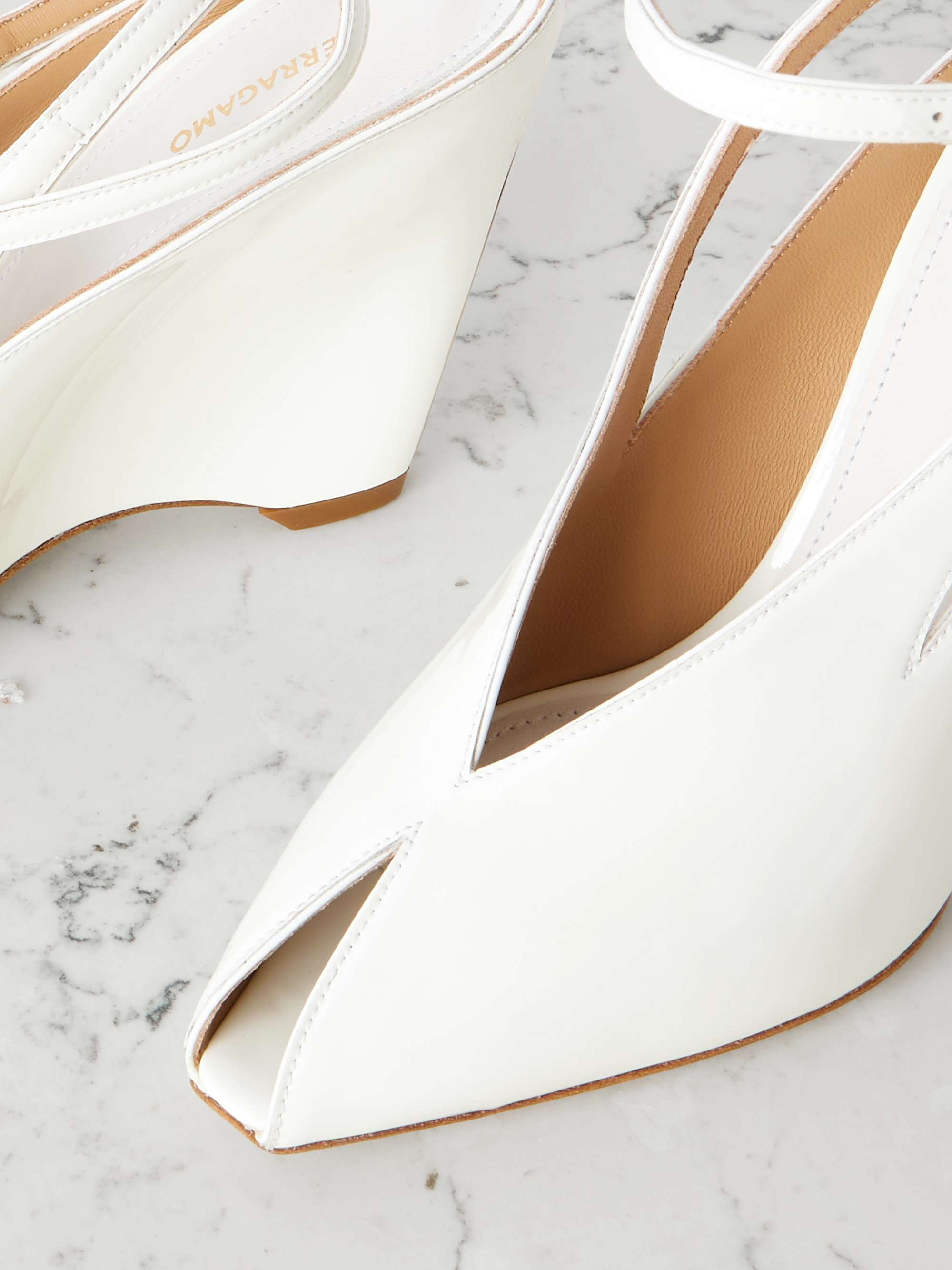 FERRAGAMO 