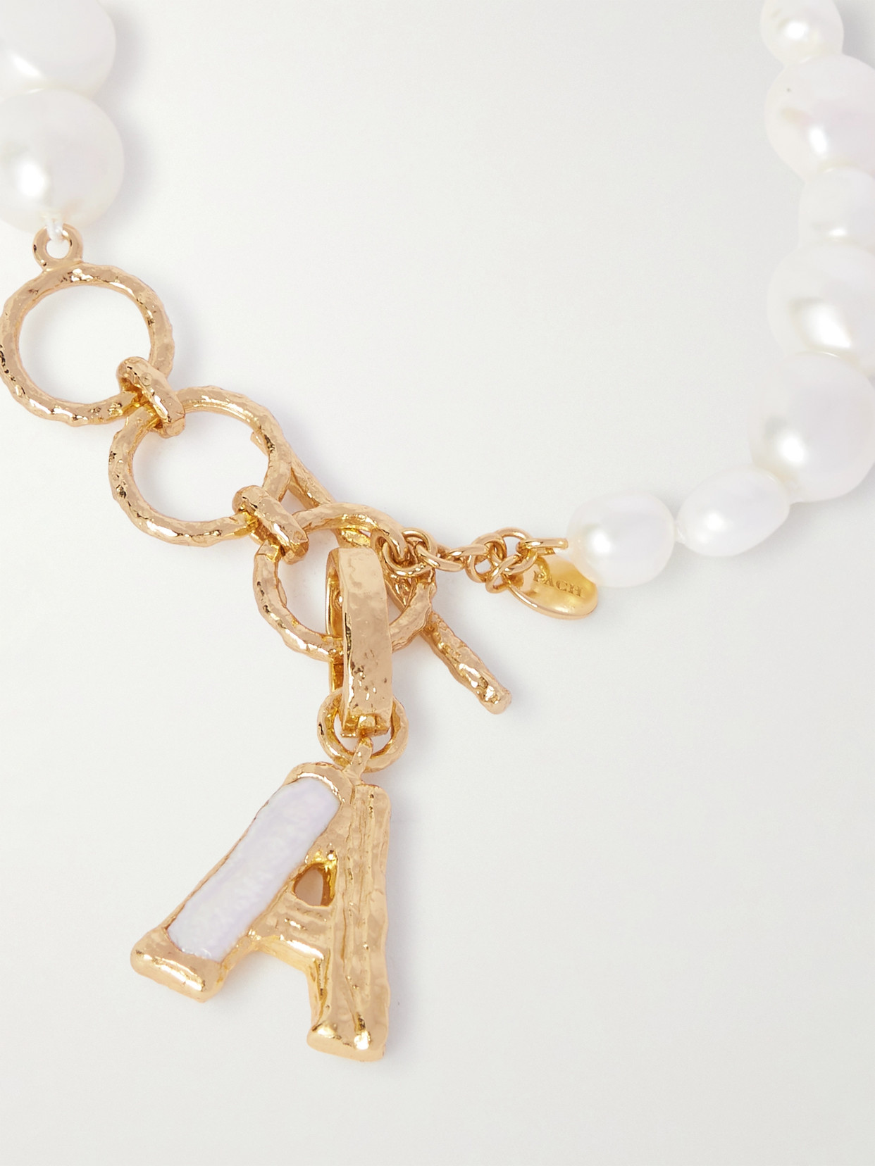 Pacharee Convertible Gold-plated Pearl Bracelet In White
