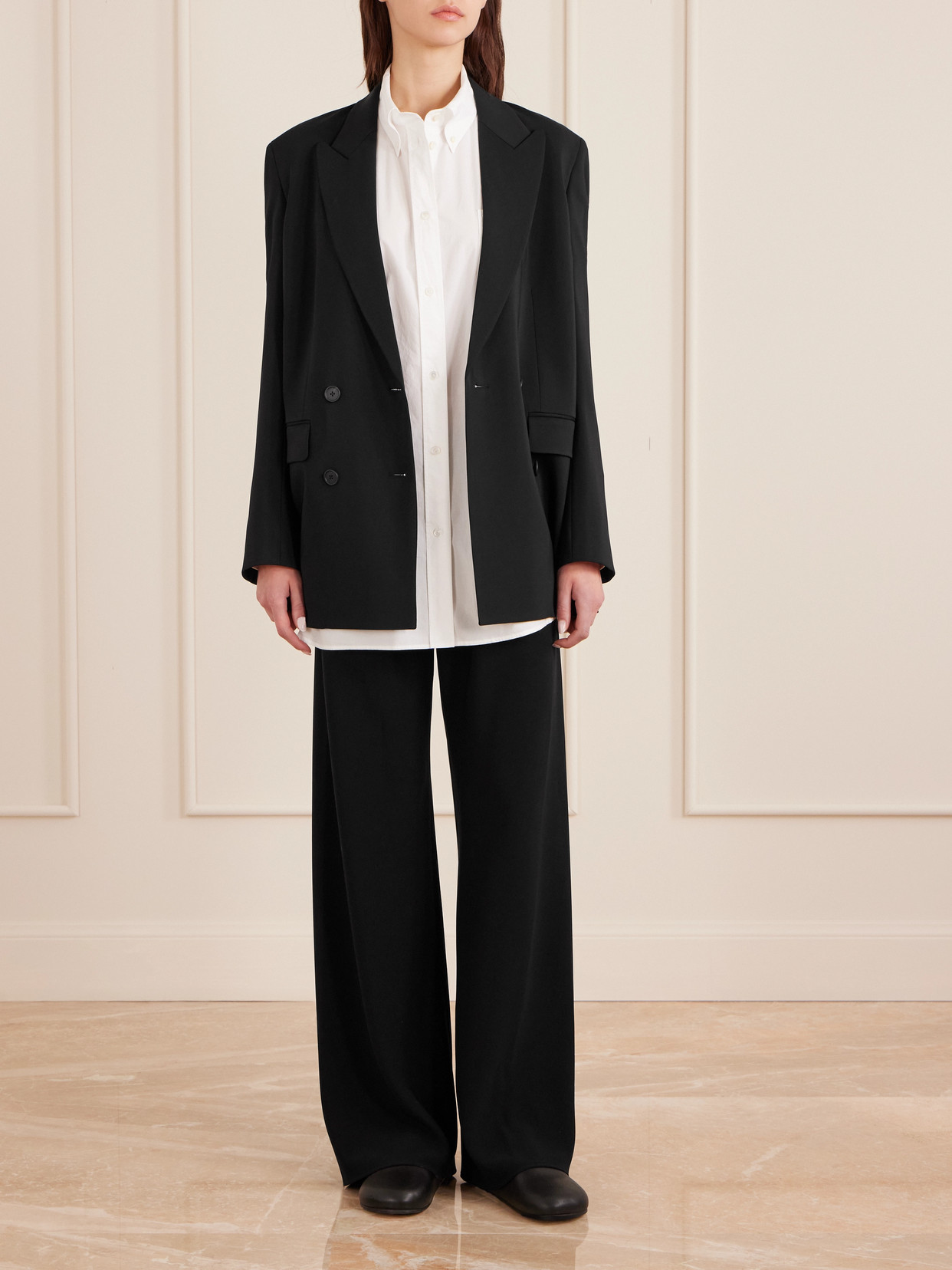 The Row Fenaris Wool Coat In Black