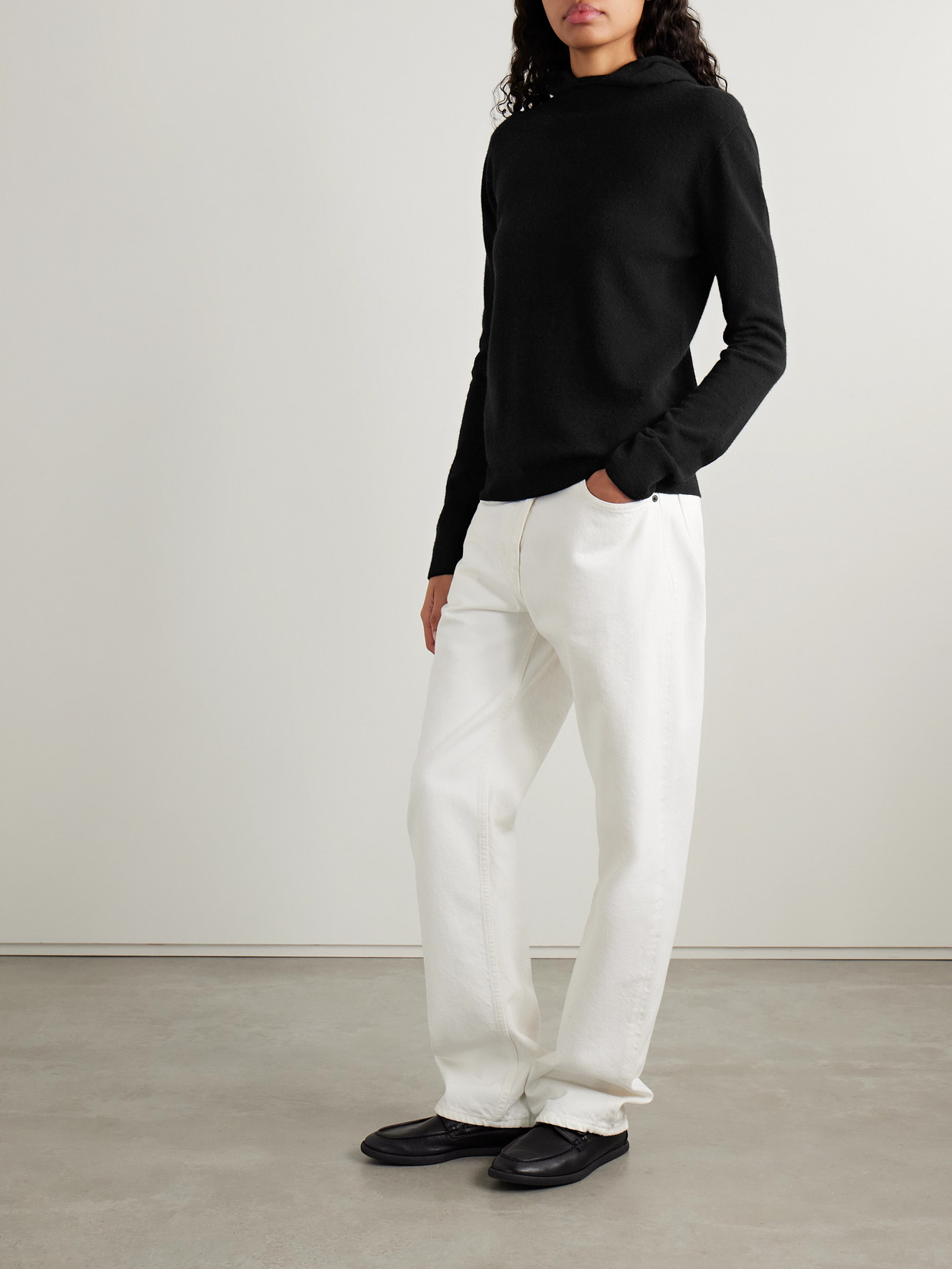 The Row Stepny Wool And Cashmere Turtleneck Sweater In Black