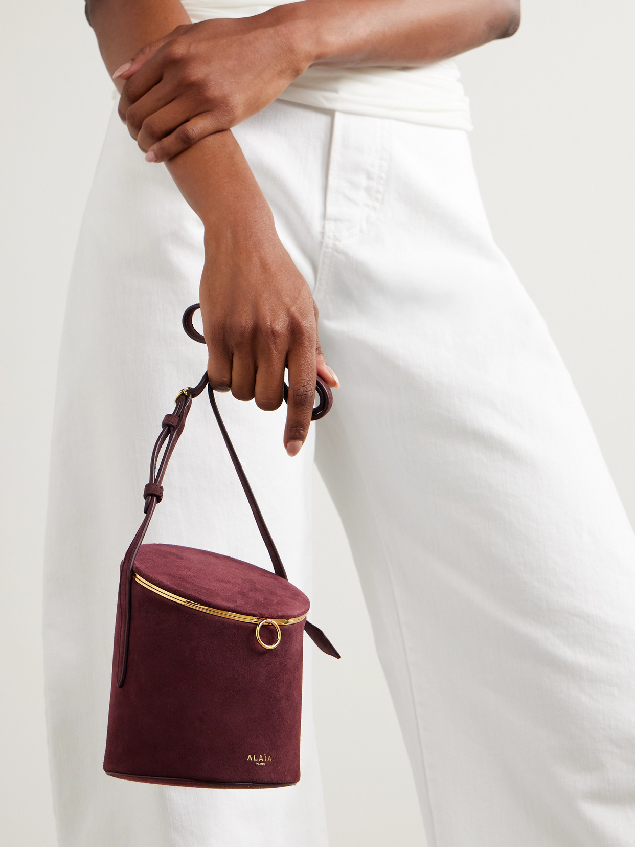 Alaïa La Canette Small Suede Shoulder Bag In Burgundy