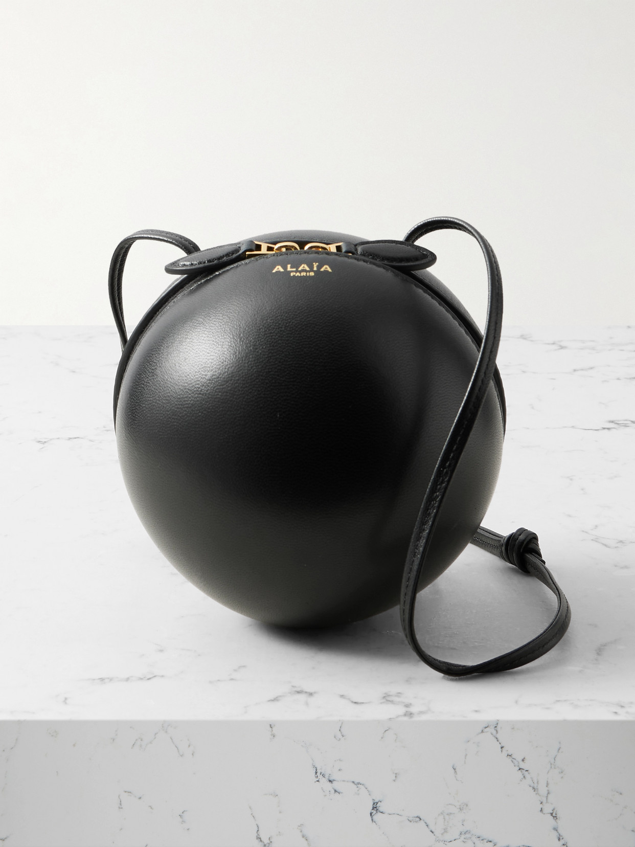 Alaïa Sphere Leather Shoulder Bag In Black