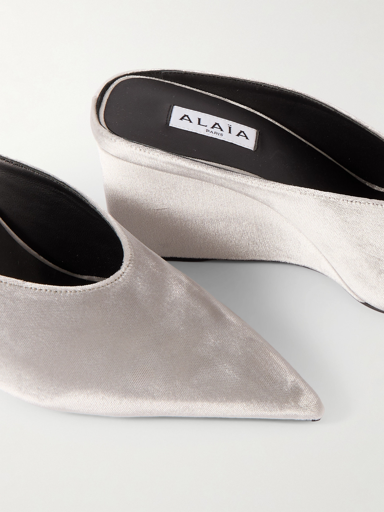 Alaïa - 75 Velvet Wedge