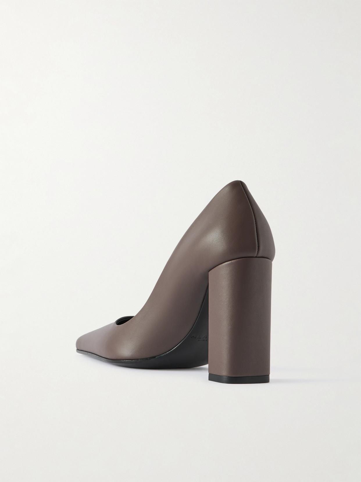 Alaïa Pointy 90 Leather Pumps In Gray