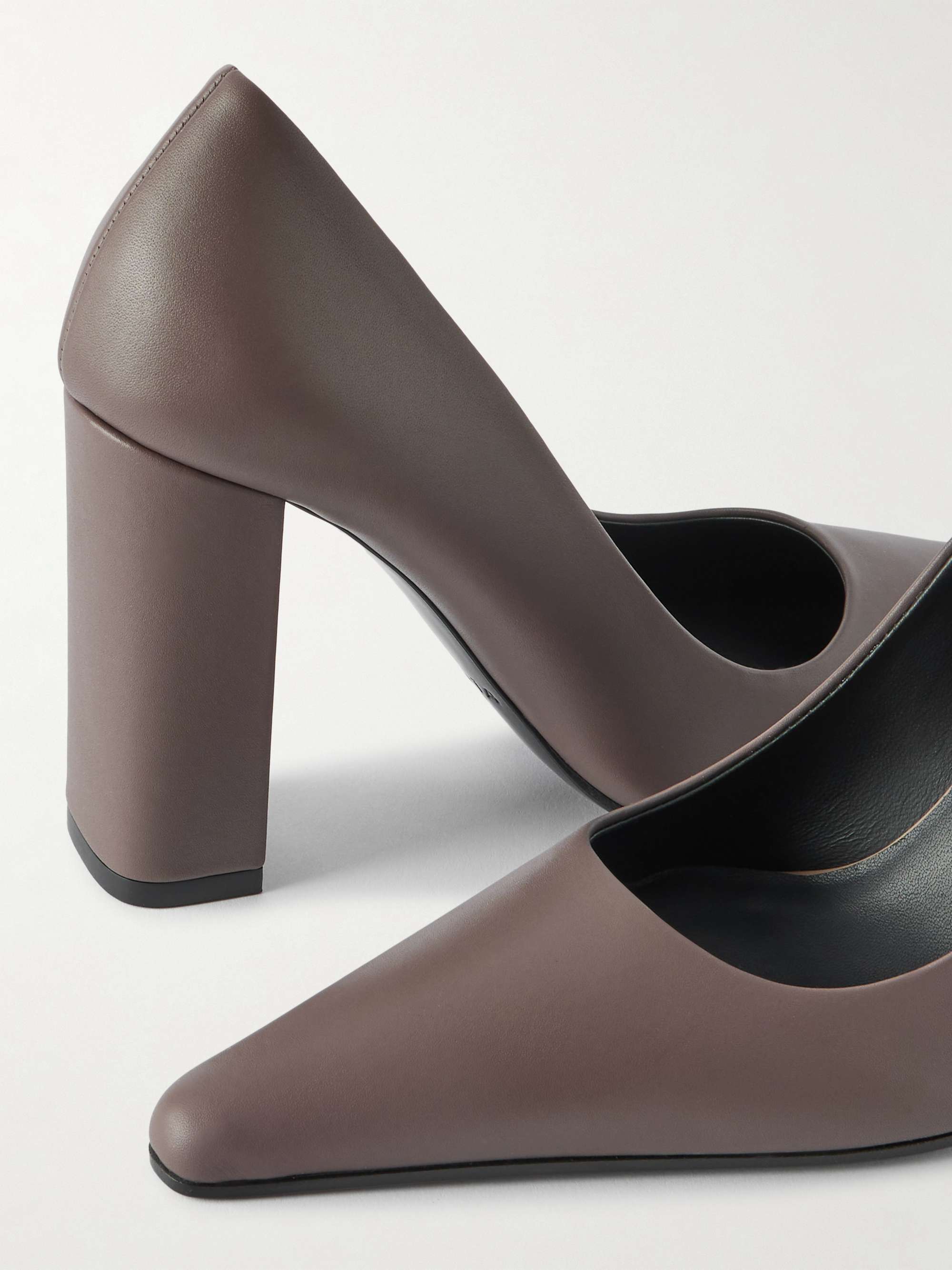 ALAÏA 